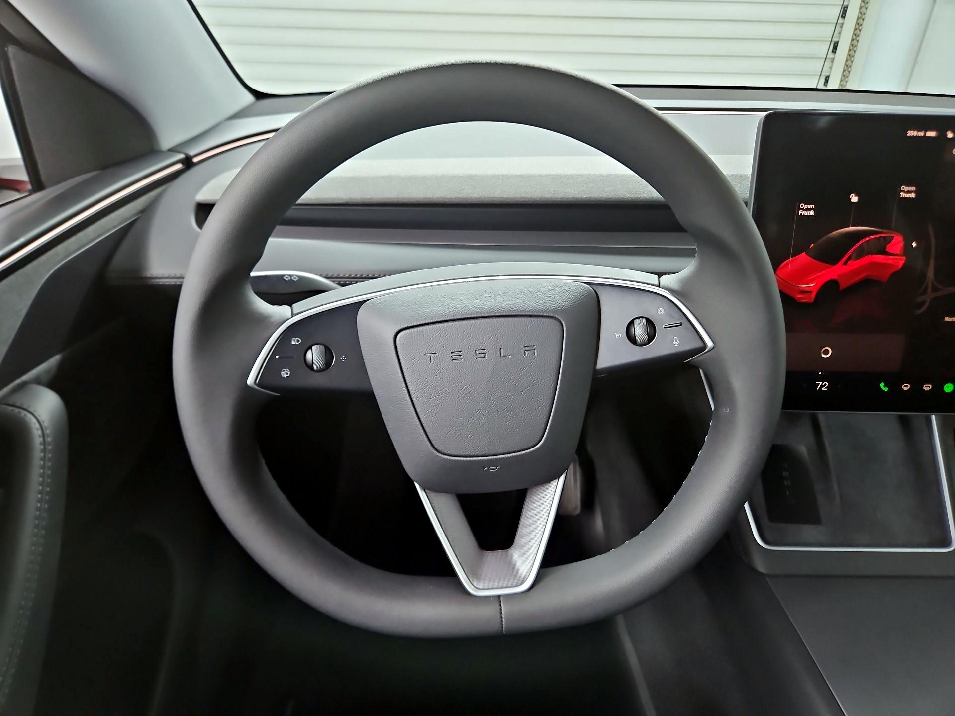Thumbnail: 2026 Tesla Model Y - 10