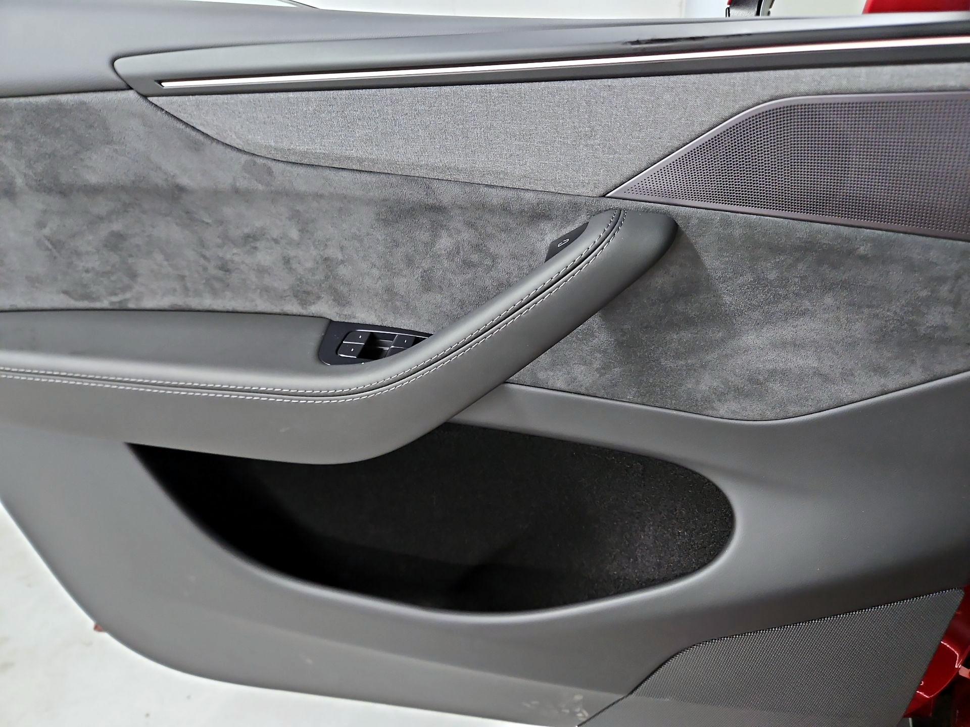 Thumbnail: 2026 Tesla Model Y - 12