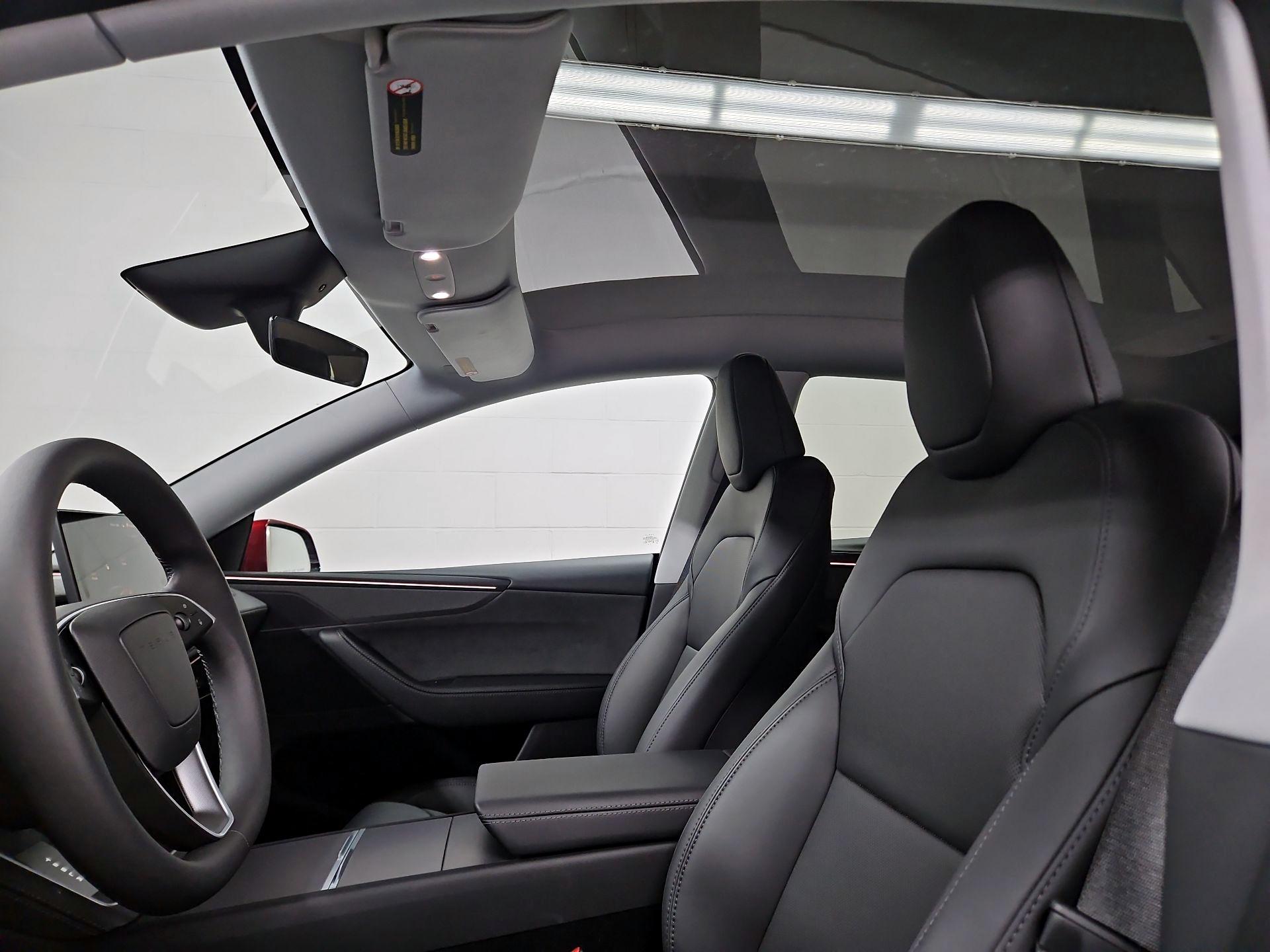 Thumbnail: 2026 Tesla Model Y - 19