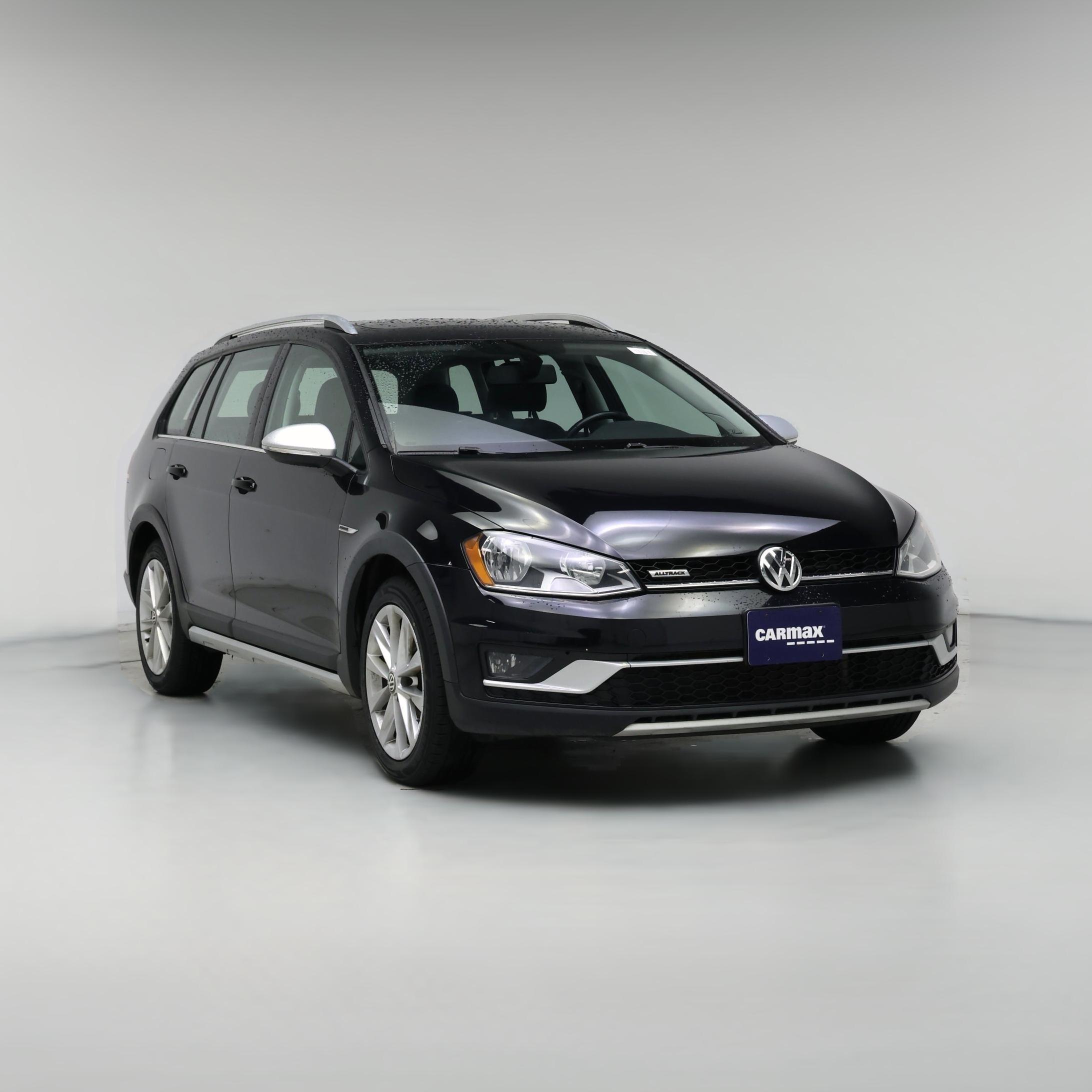 Thumbnail: 2017 Volkswagen Golf - 1
