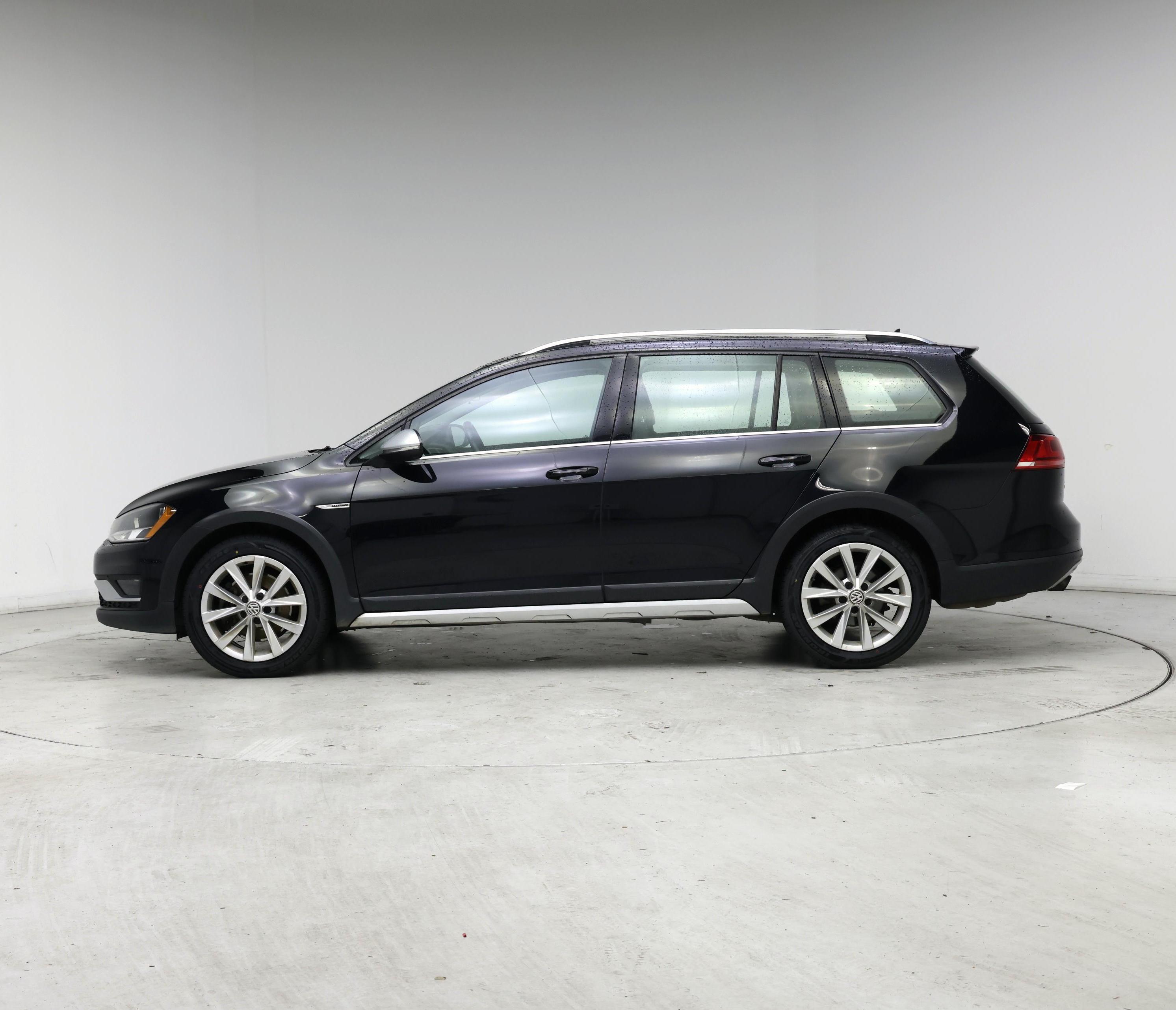 Thumbnail: 2017 Volkswagen Golf - 3