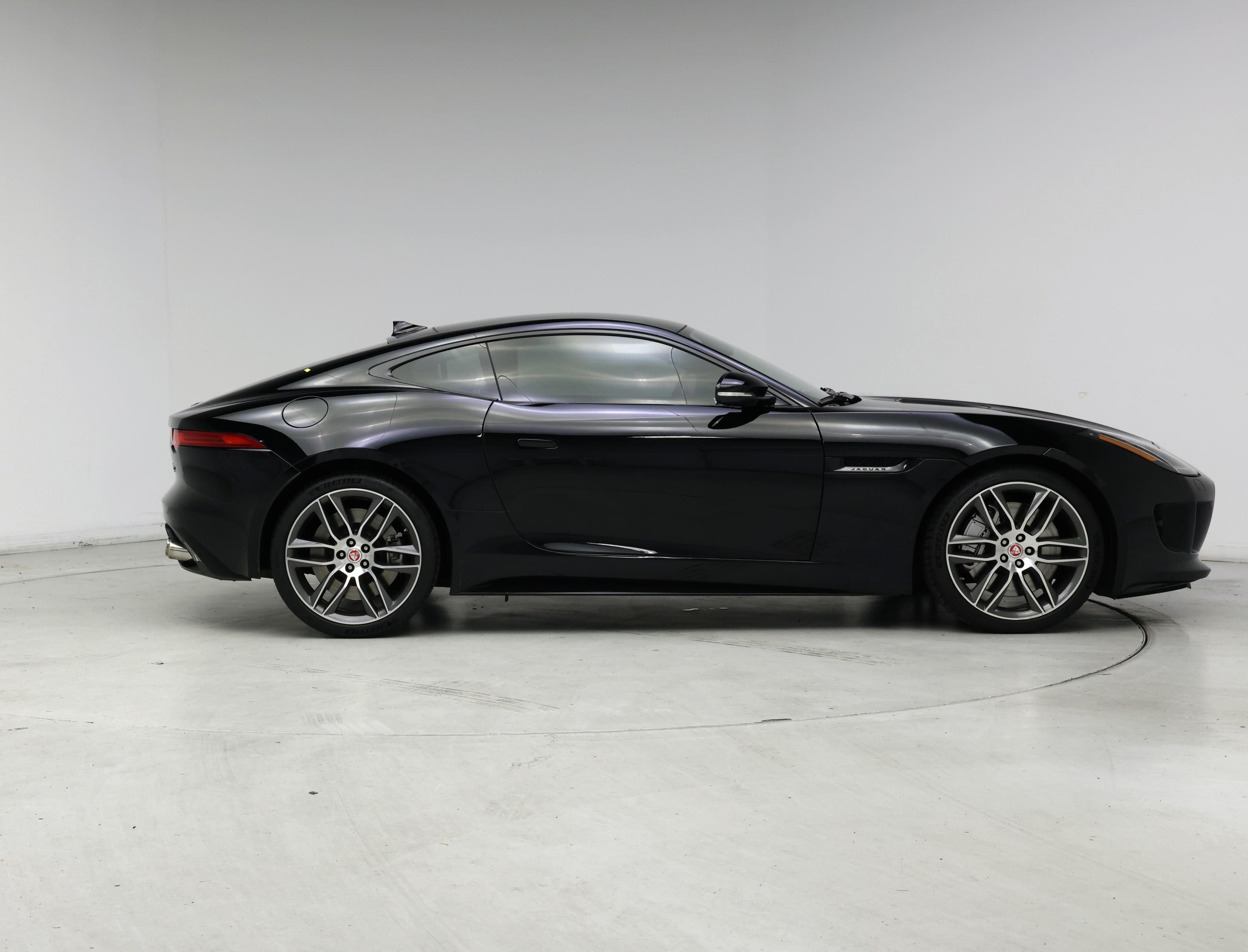 Thumbnail: 2015 Jaguar F-Type - 7