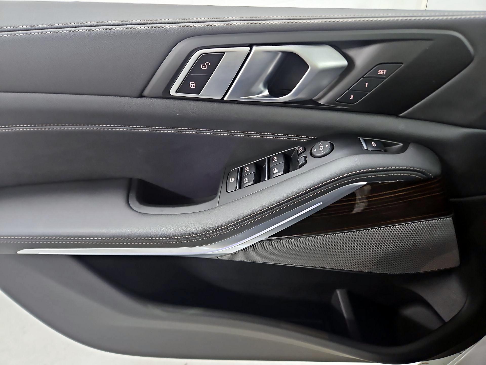 Thumbnail: 2025 BMW X5 - 12