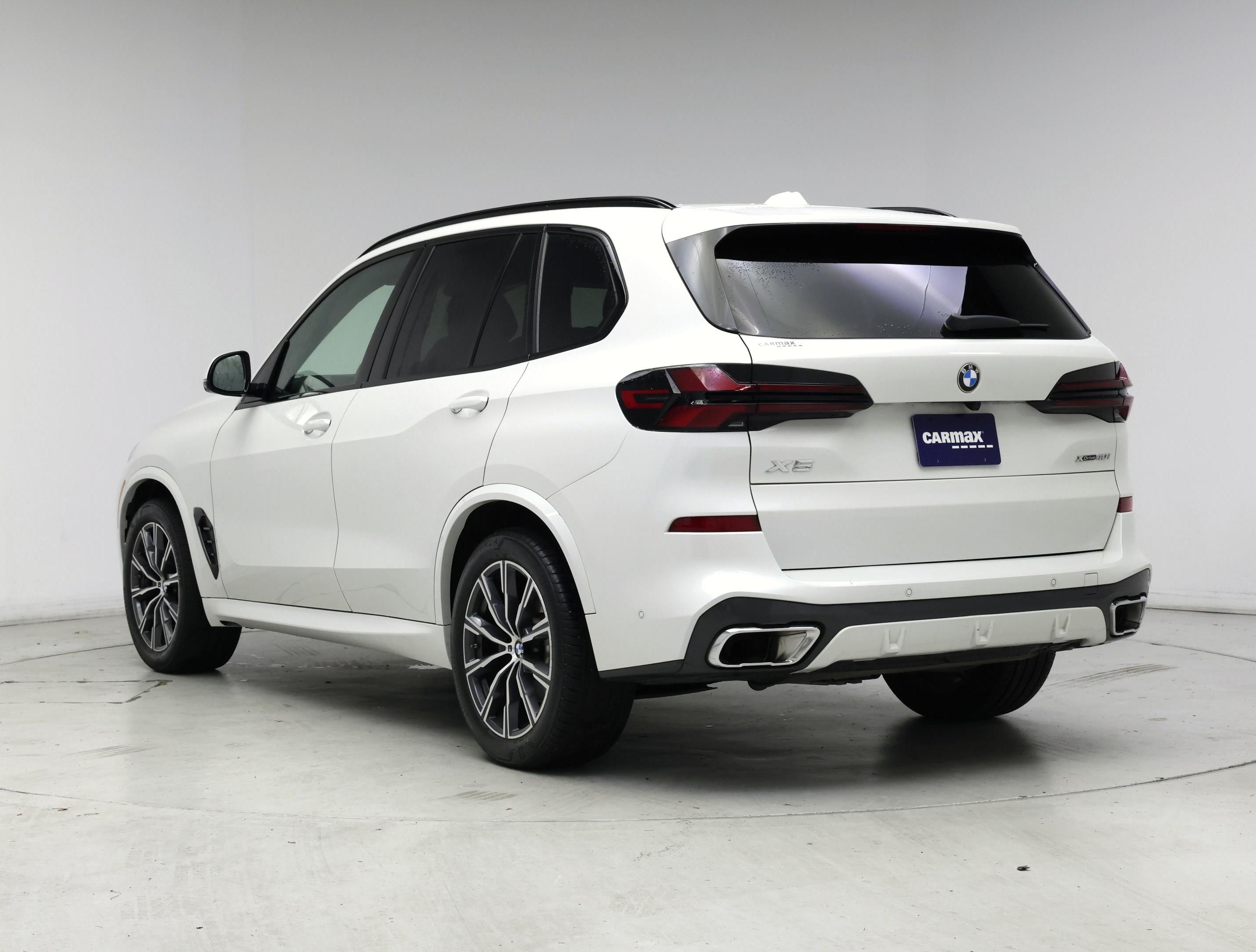Thumbnail: 2025 BMW X5 - 2