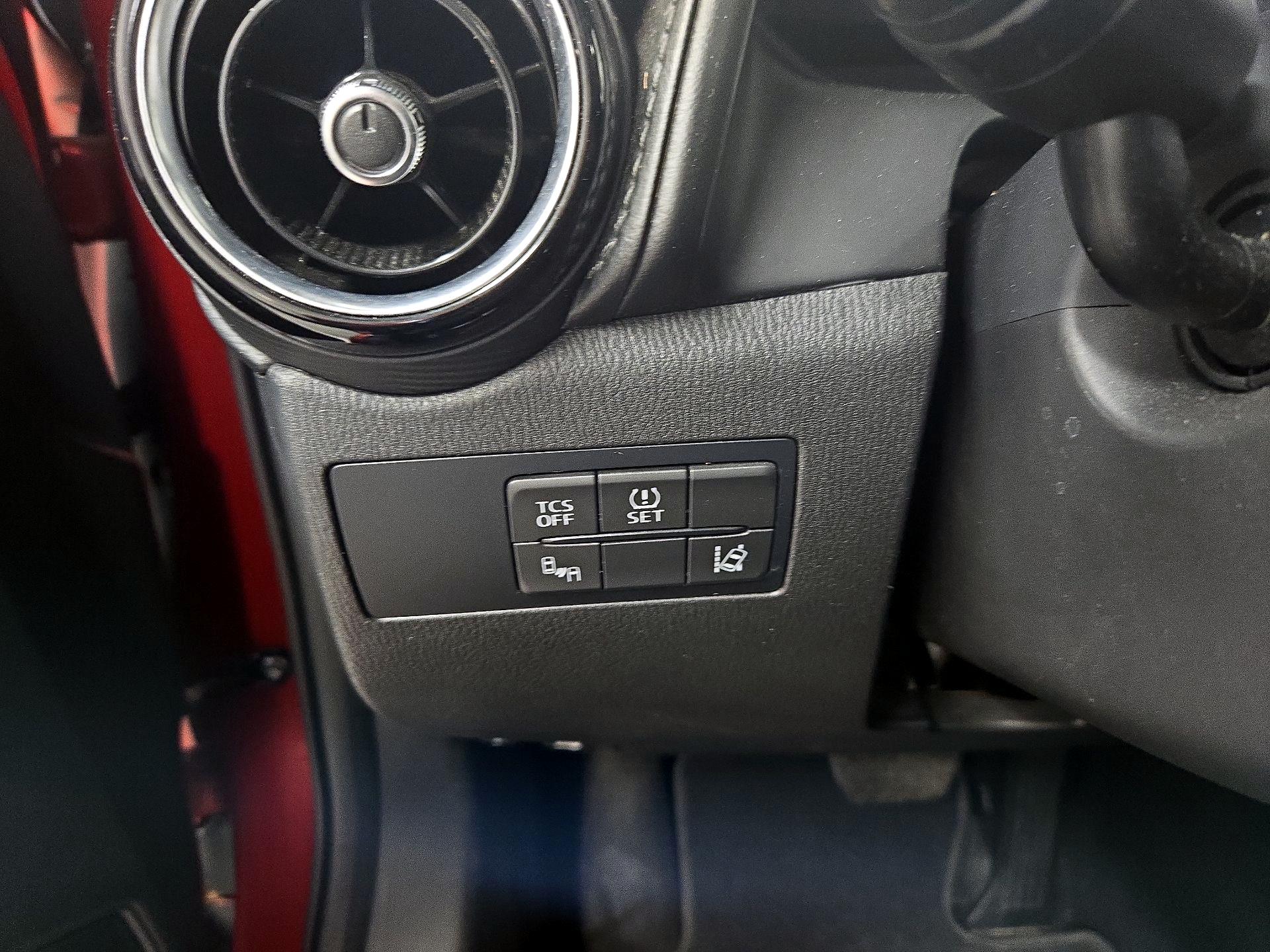 Thumbnail: 2016 Mazda CX-3 - 13