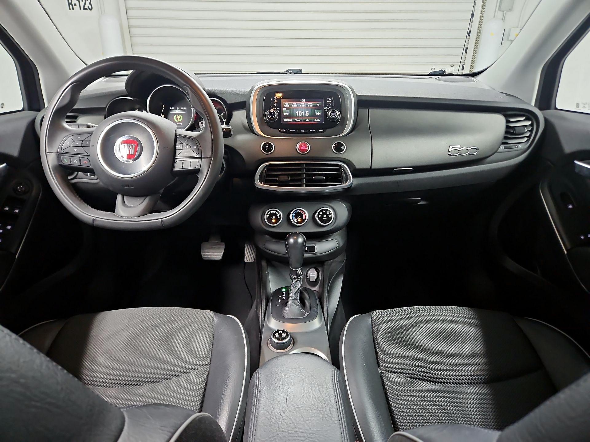 Thumbnail: 2016 Fiat 500X - 9