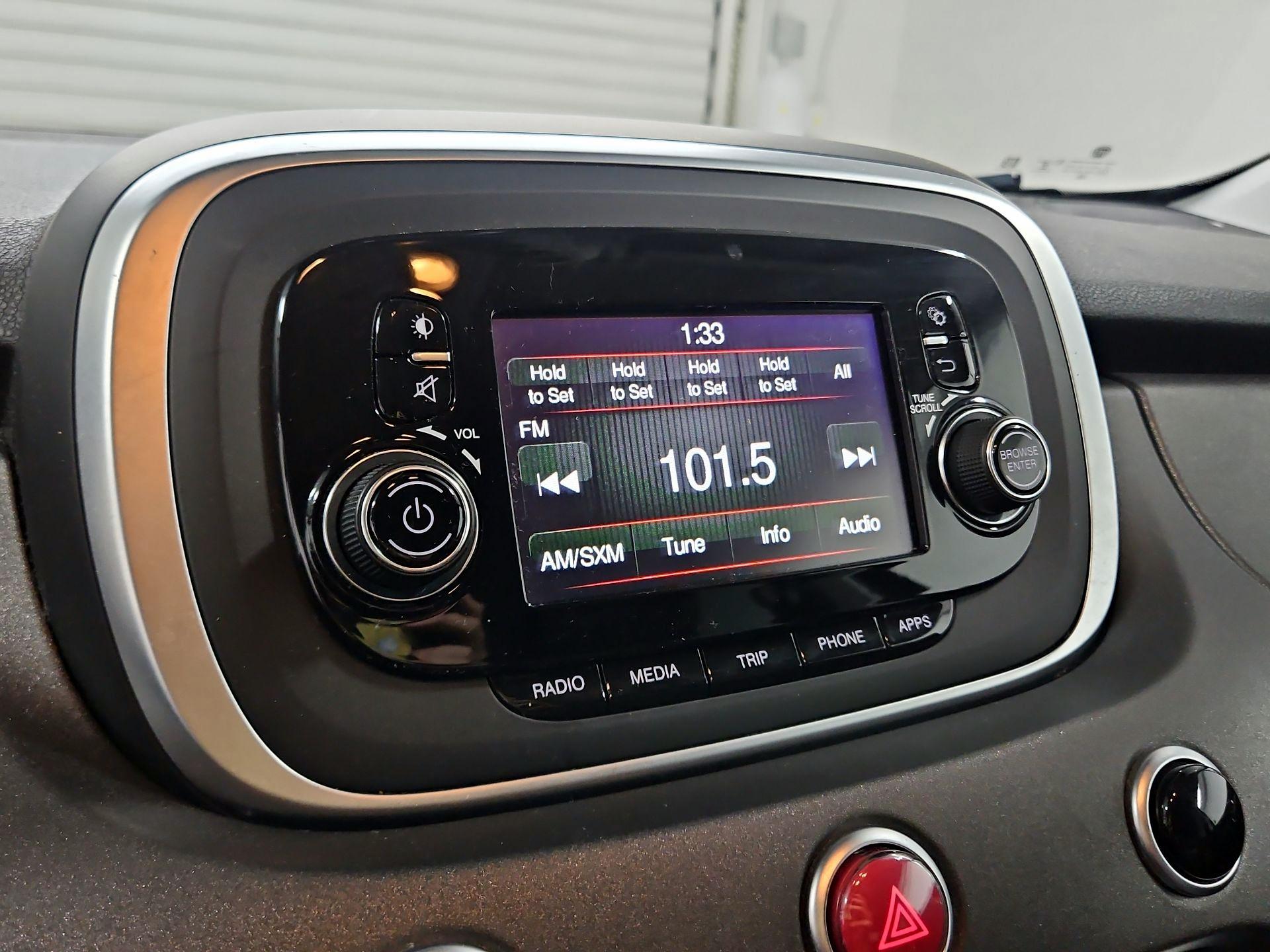 Thumbnail: 2016 Fiat 500X - 14