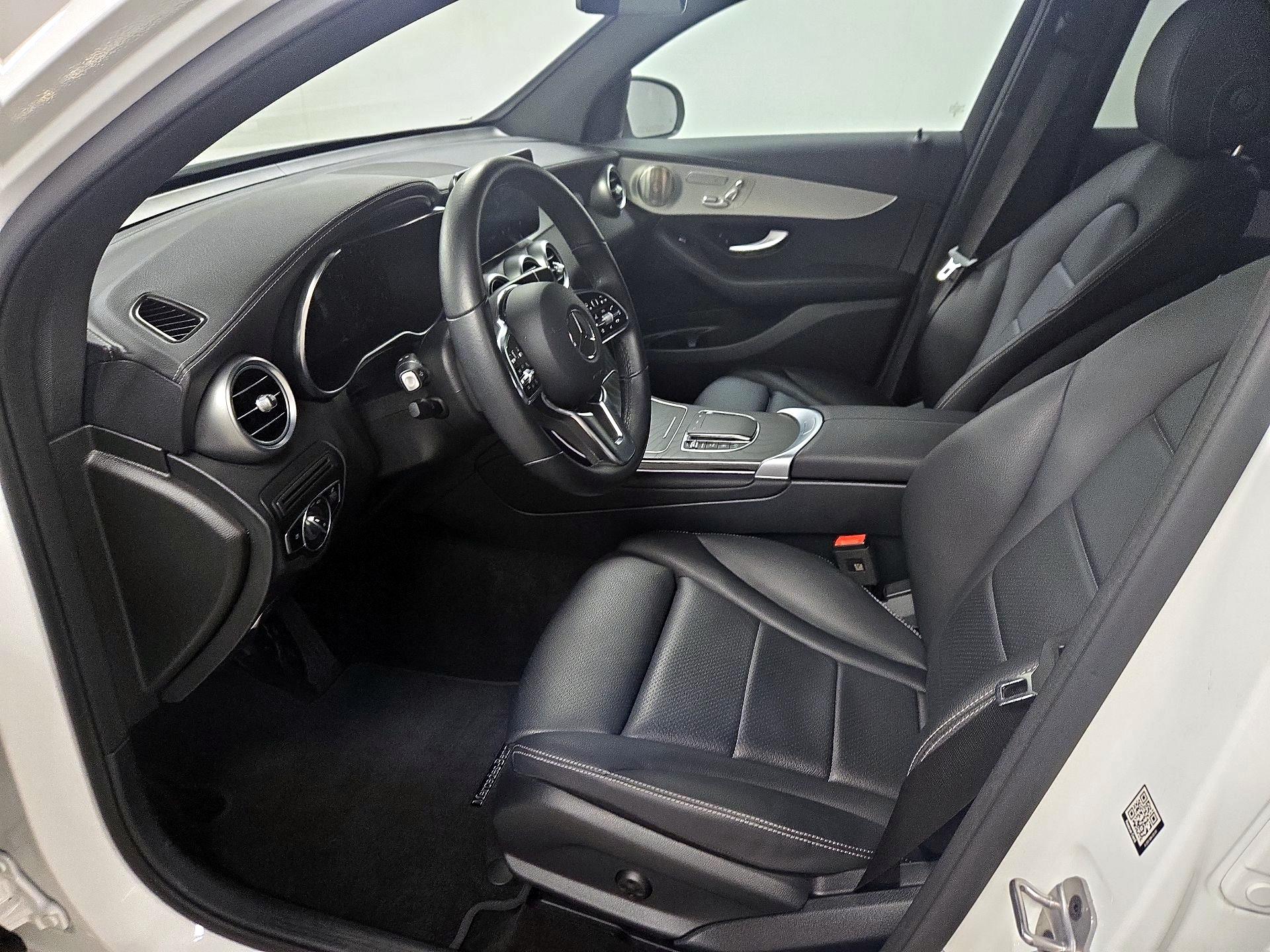 Thumbnail: 2023 Mercedes-Benz GLC - 11