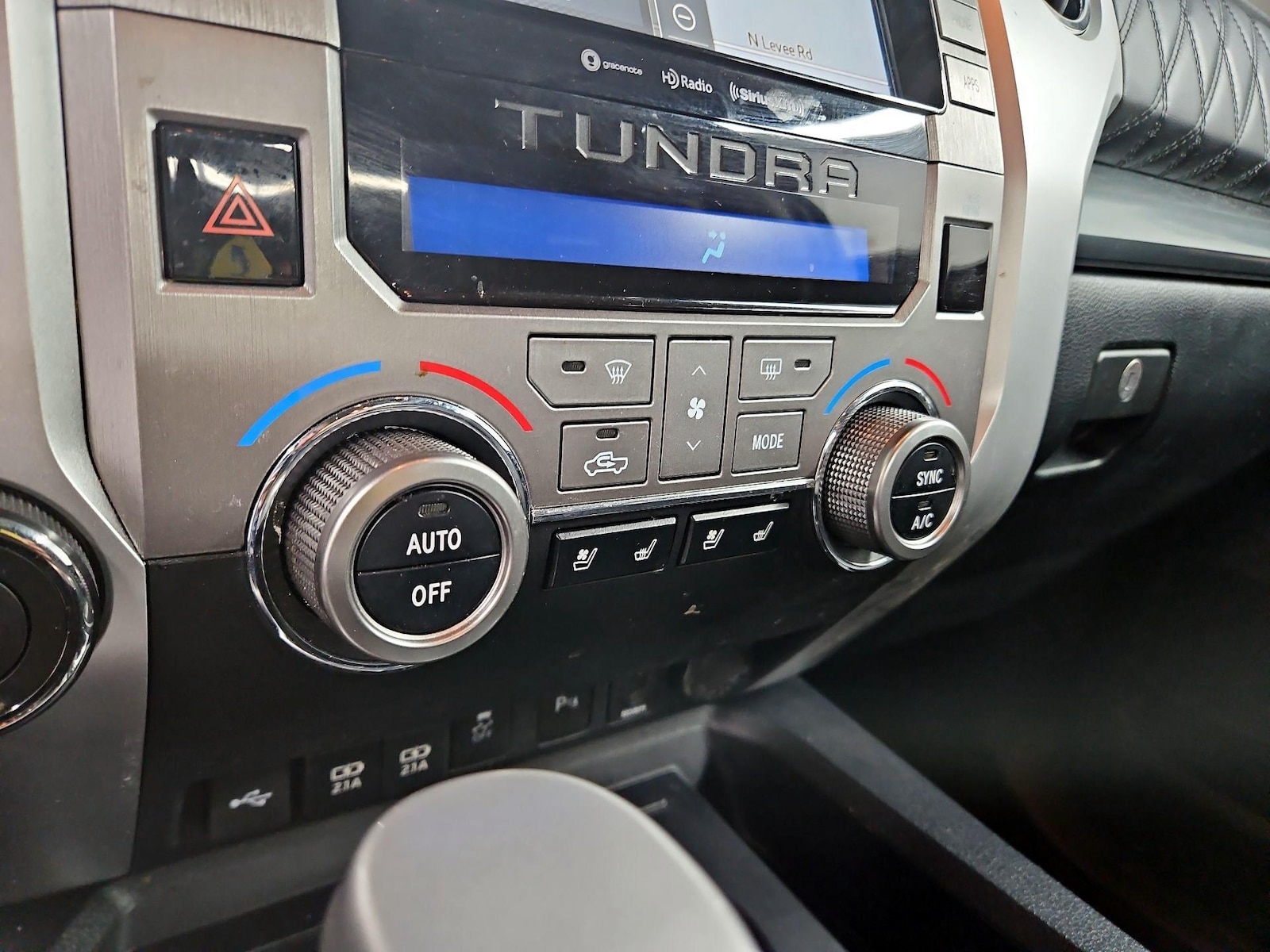 2020 Toyota Tundra Platinum - Photo 18