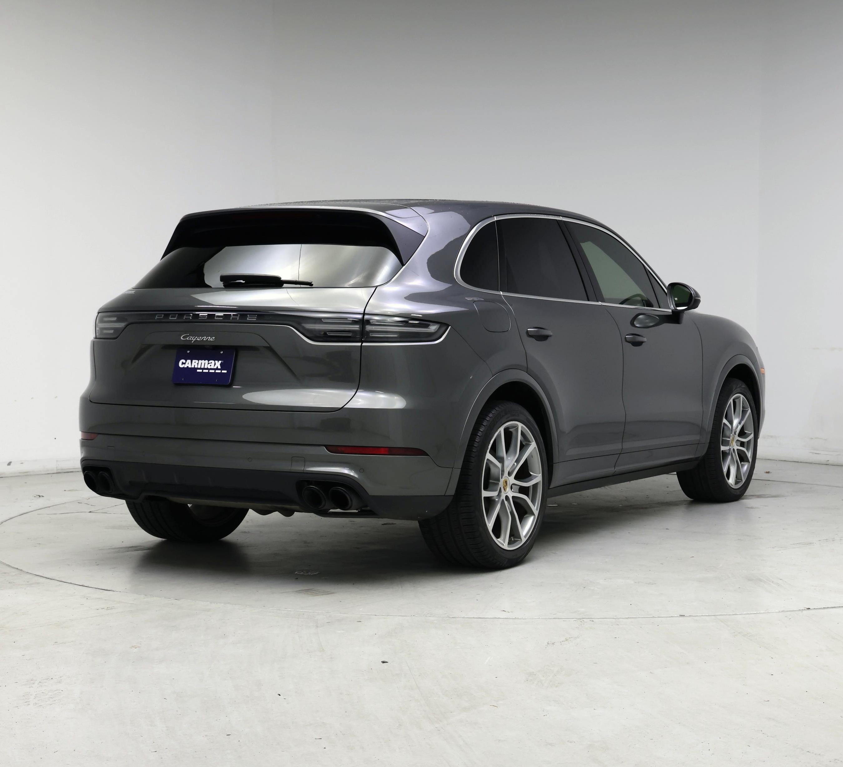 Thumbnail: 2020 Porsche Cayenne - 8