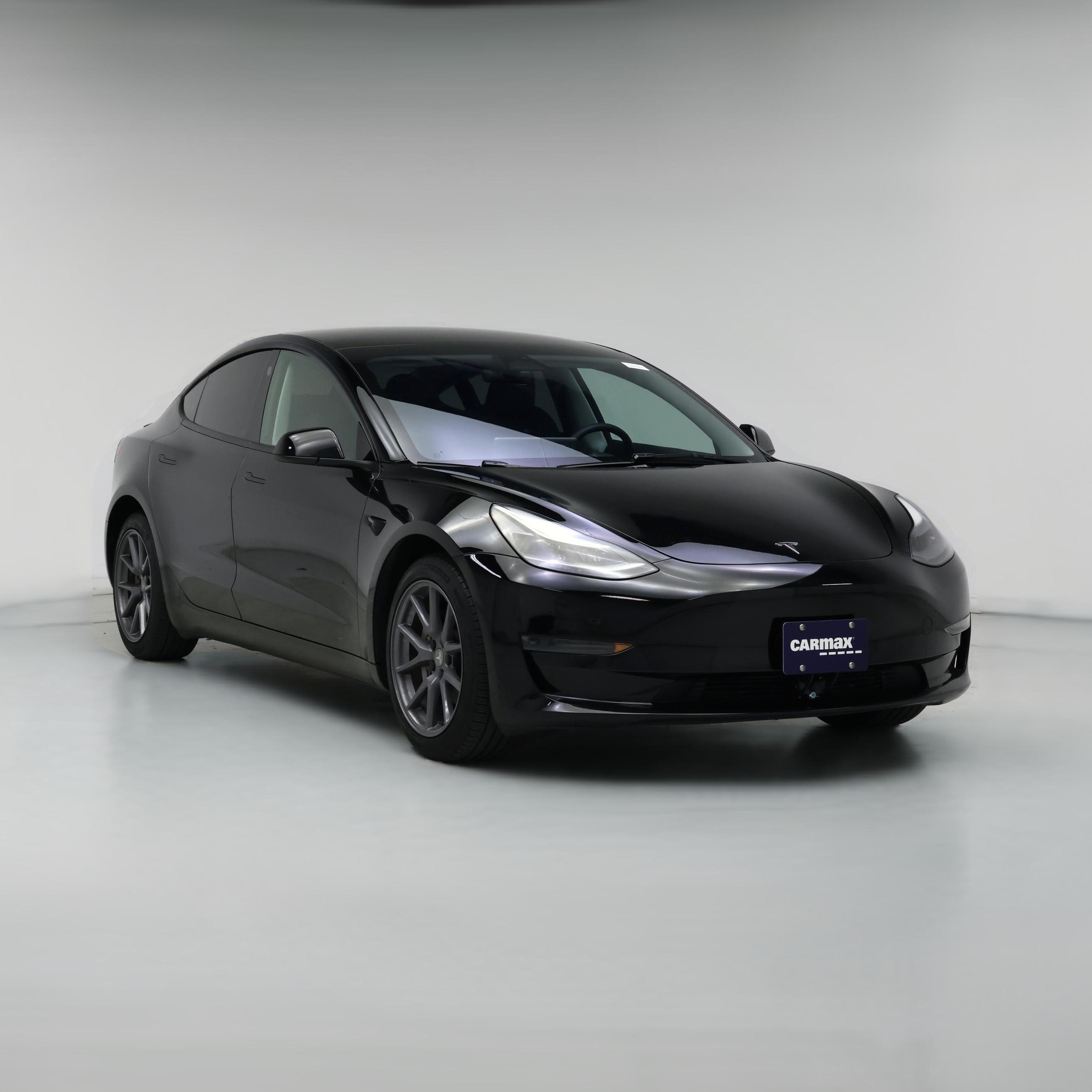 Thumbnail: 2023 Tesla Model 3 - 1