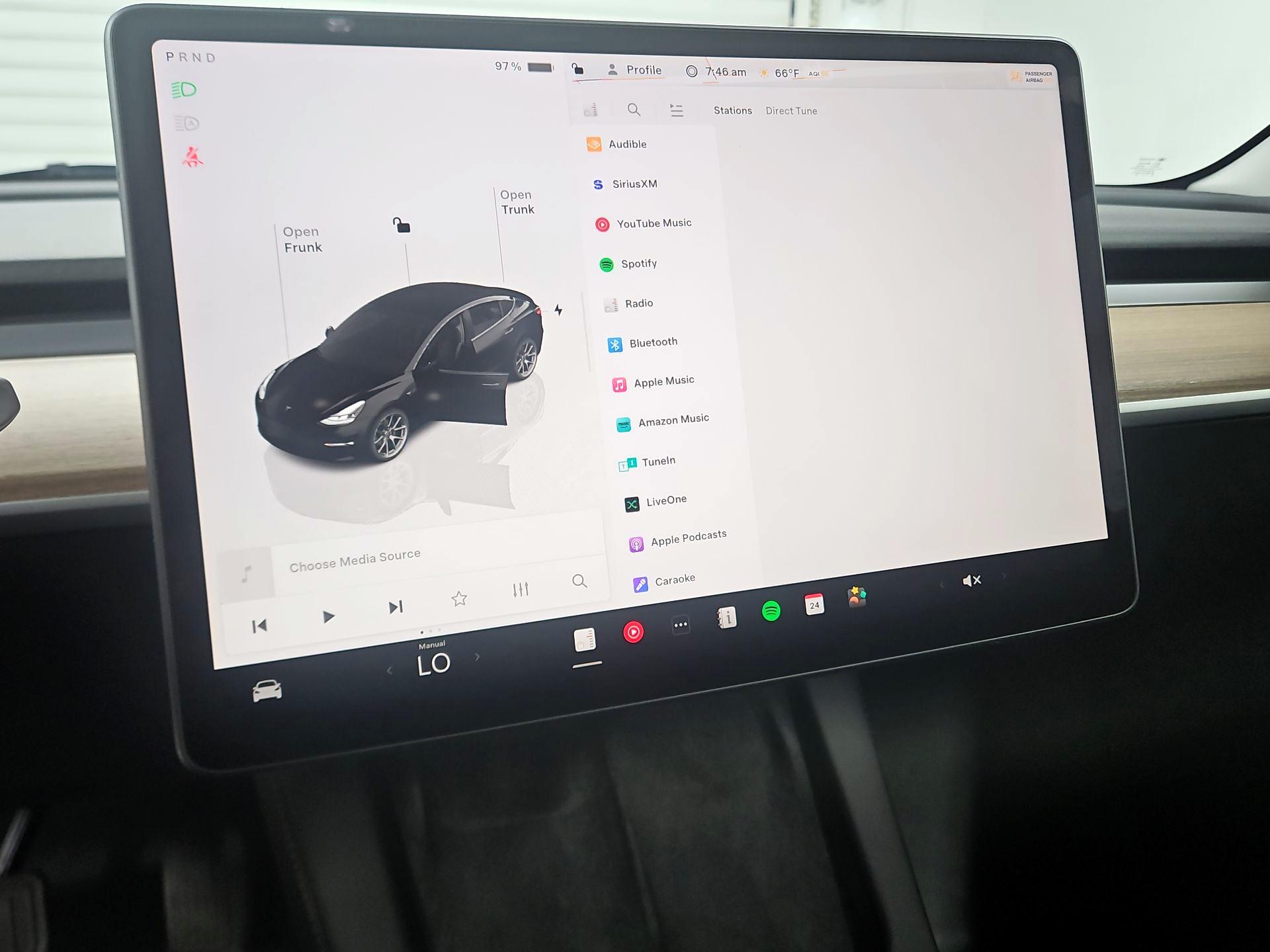 Thumbnail: 2023 Tesla Model 3 - 15