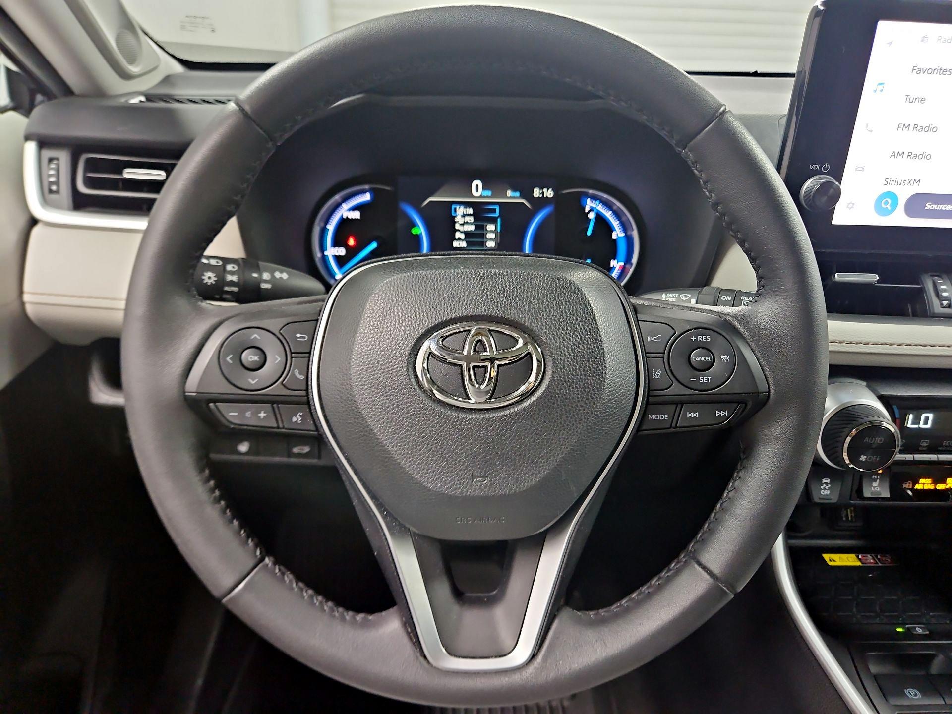 Thumbnail: 2023 Toyota RAV4 - 10