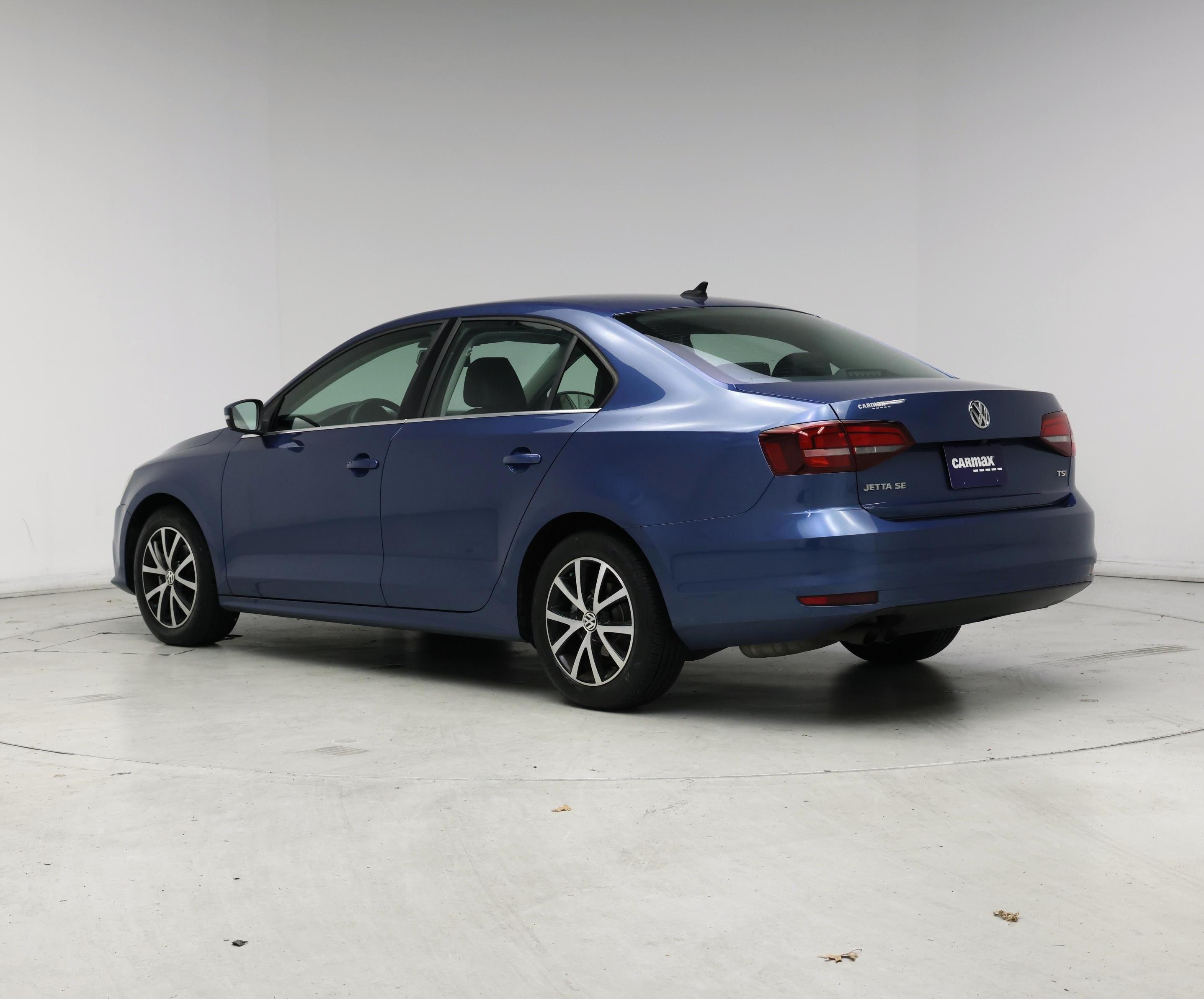 Thumbnail: 2017 Volkswagen Jetta - 2