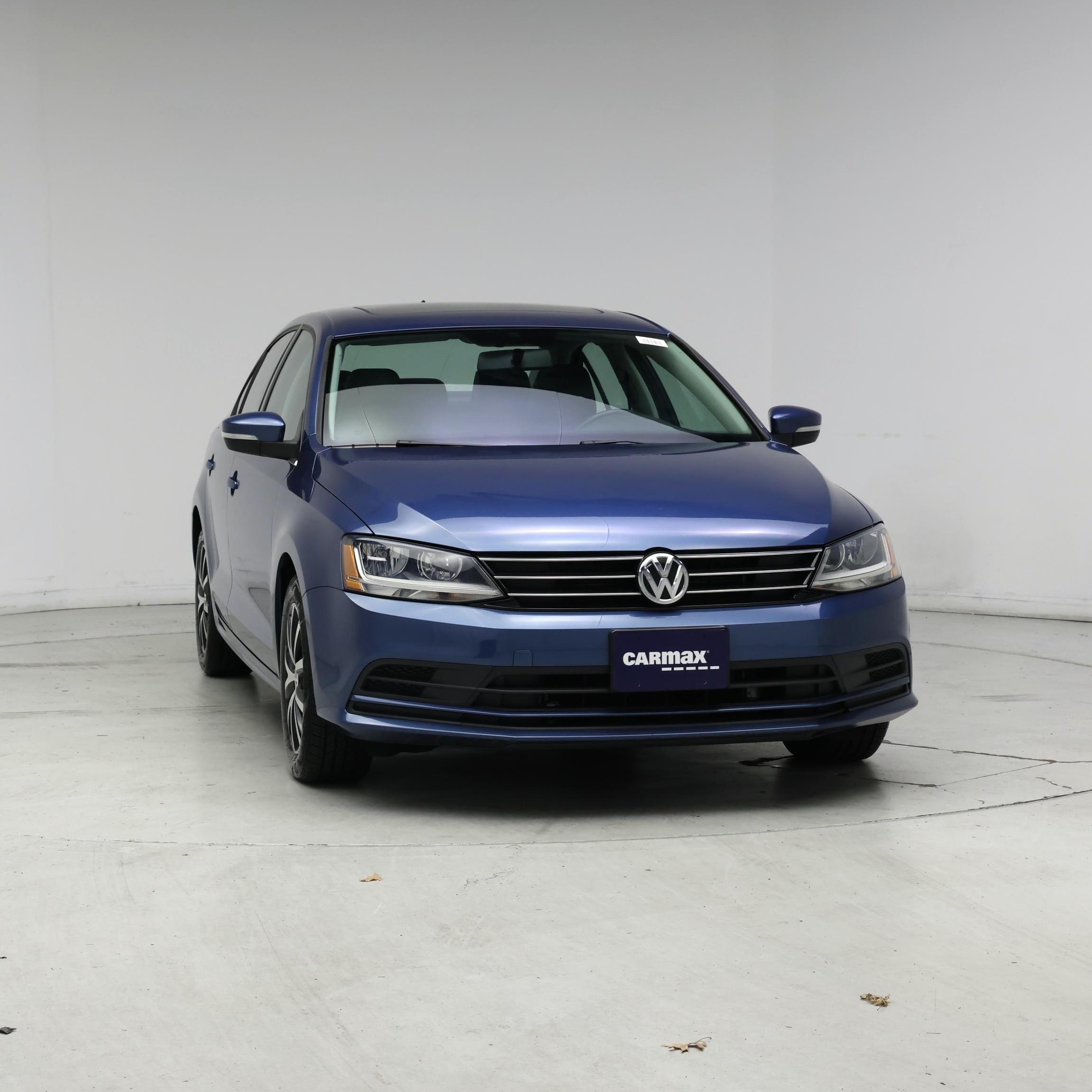 Thumbnail: 2017 Volkswagen Jetta - 5