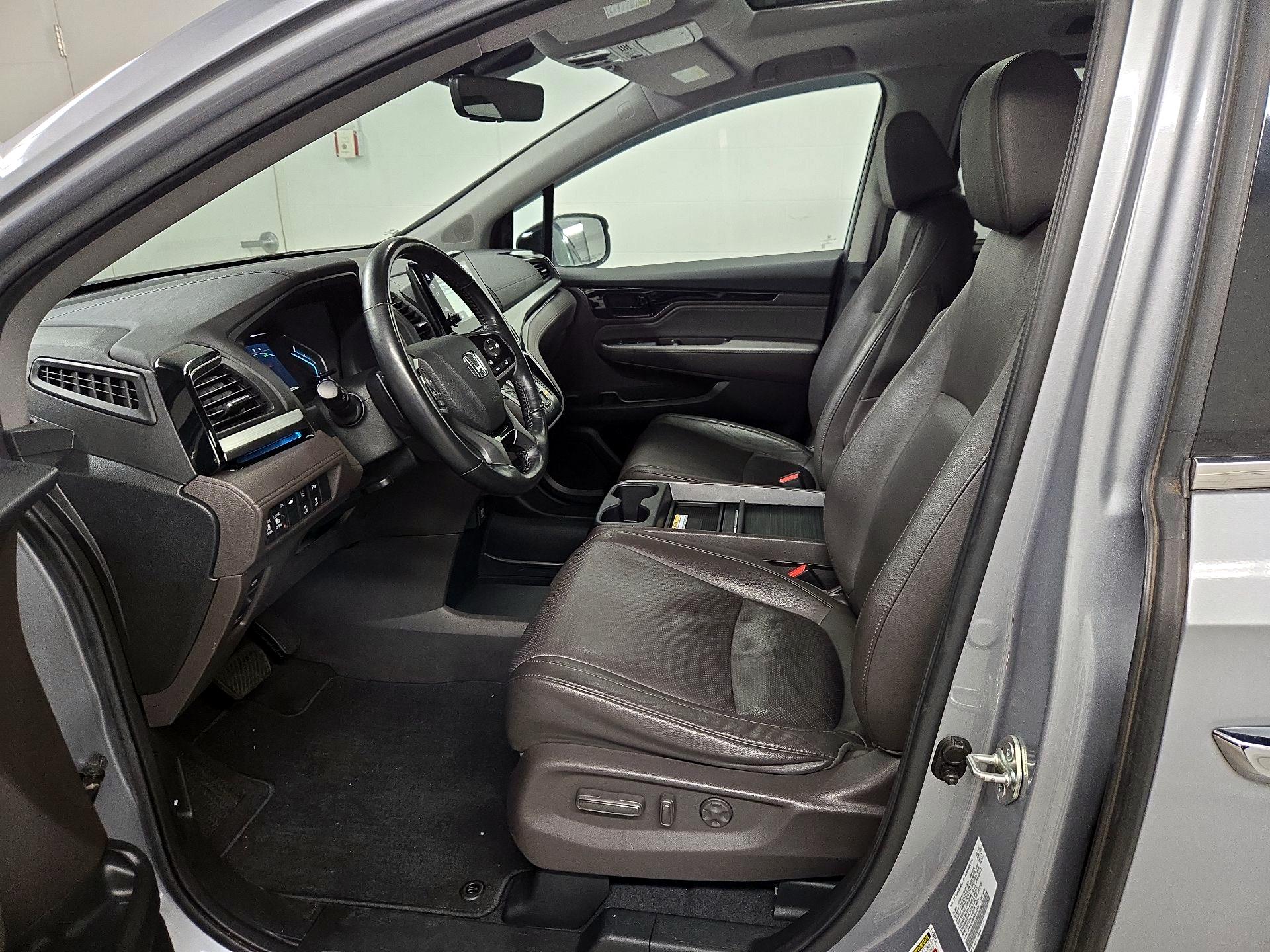 Thumbnail: 2019 Honda Odyssey - 11