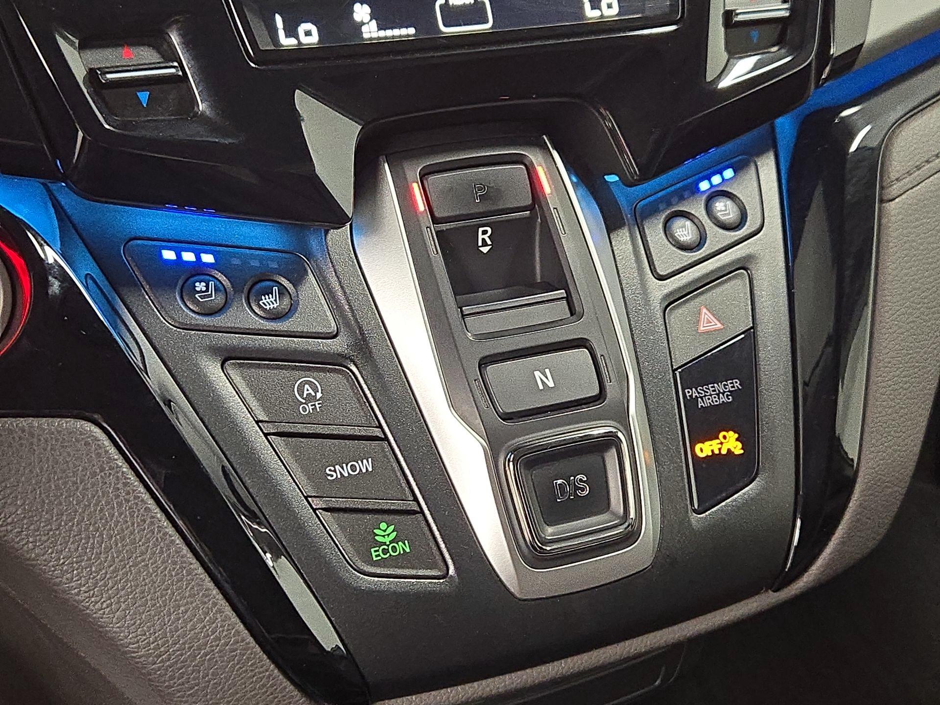 Thumbnail: 2019 Honda Odyssey - 18