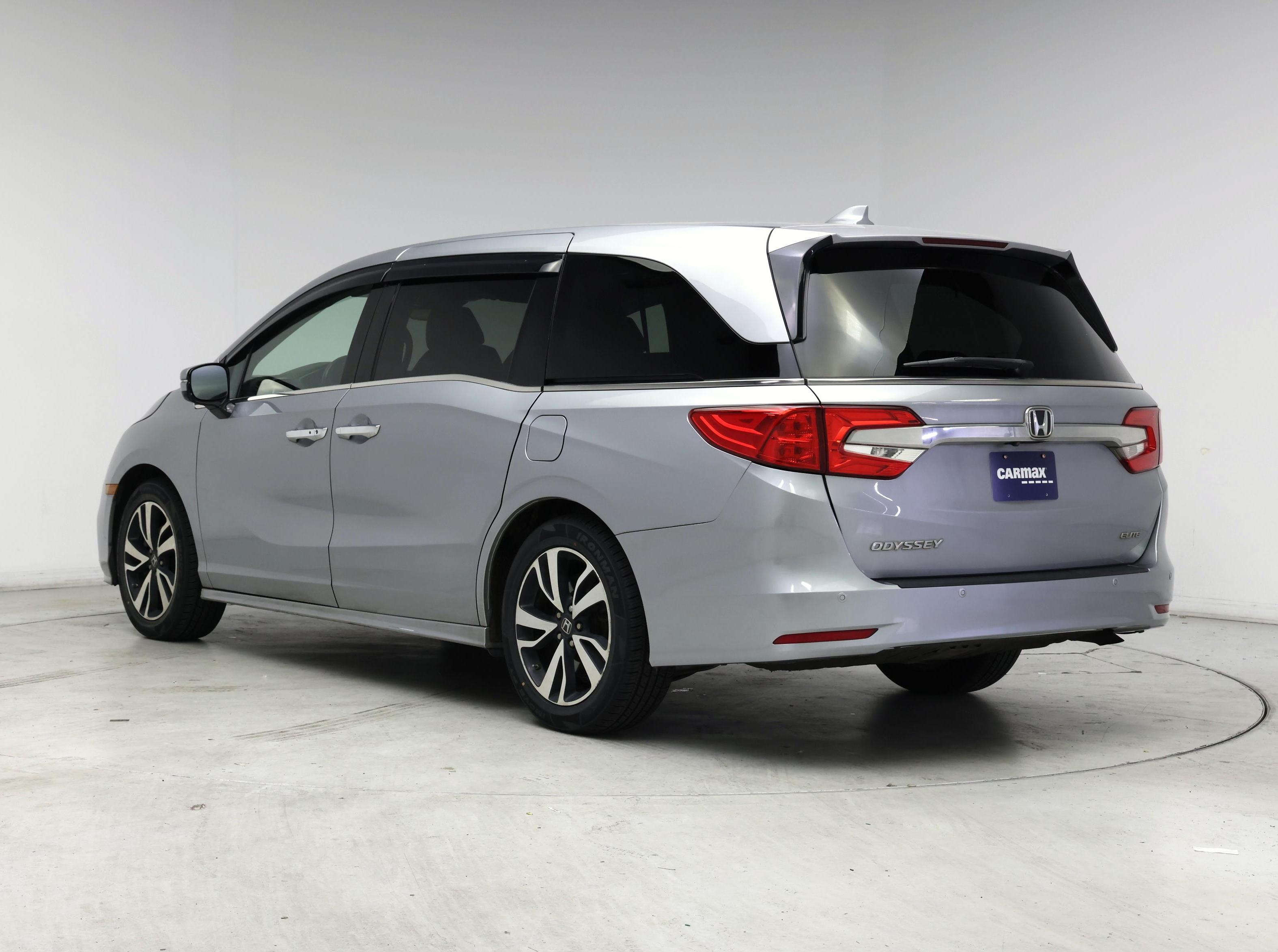 Thumbnail: 2019 Honda Odyssey - 2