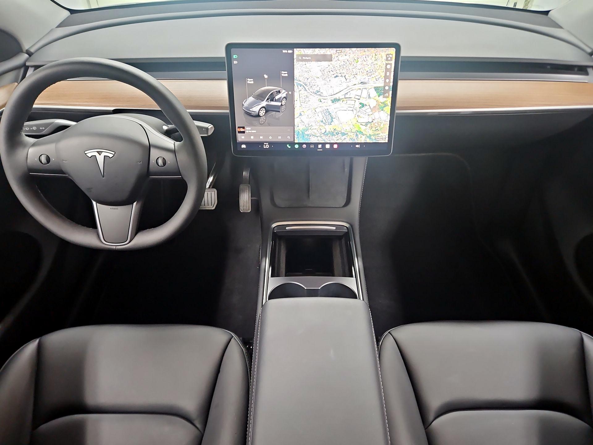 Thumbnail: 2023 Tesla Model Y - 9