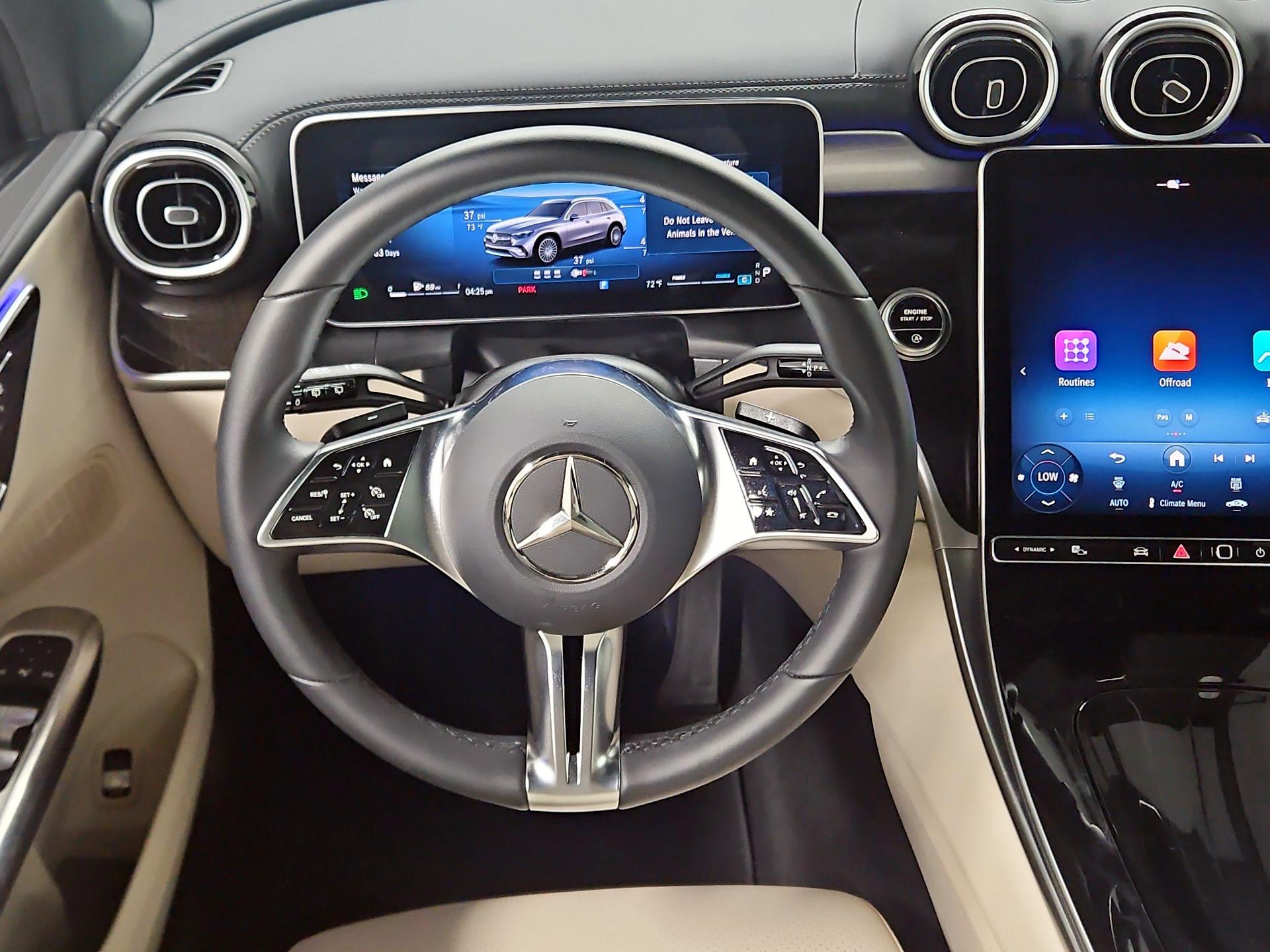 Thumbnail: 2025 Mercedes-Benz GLC - 10