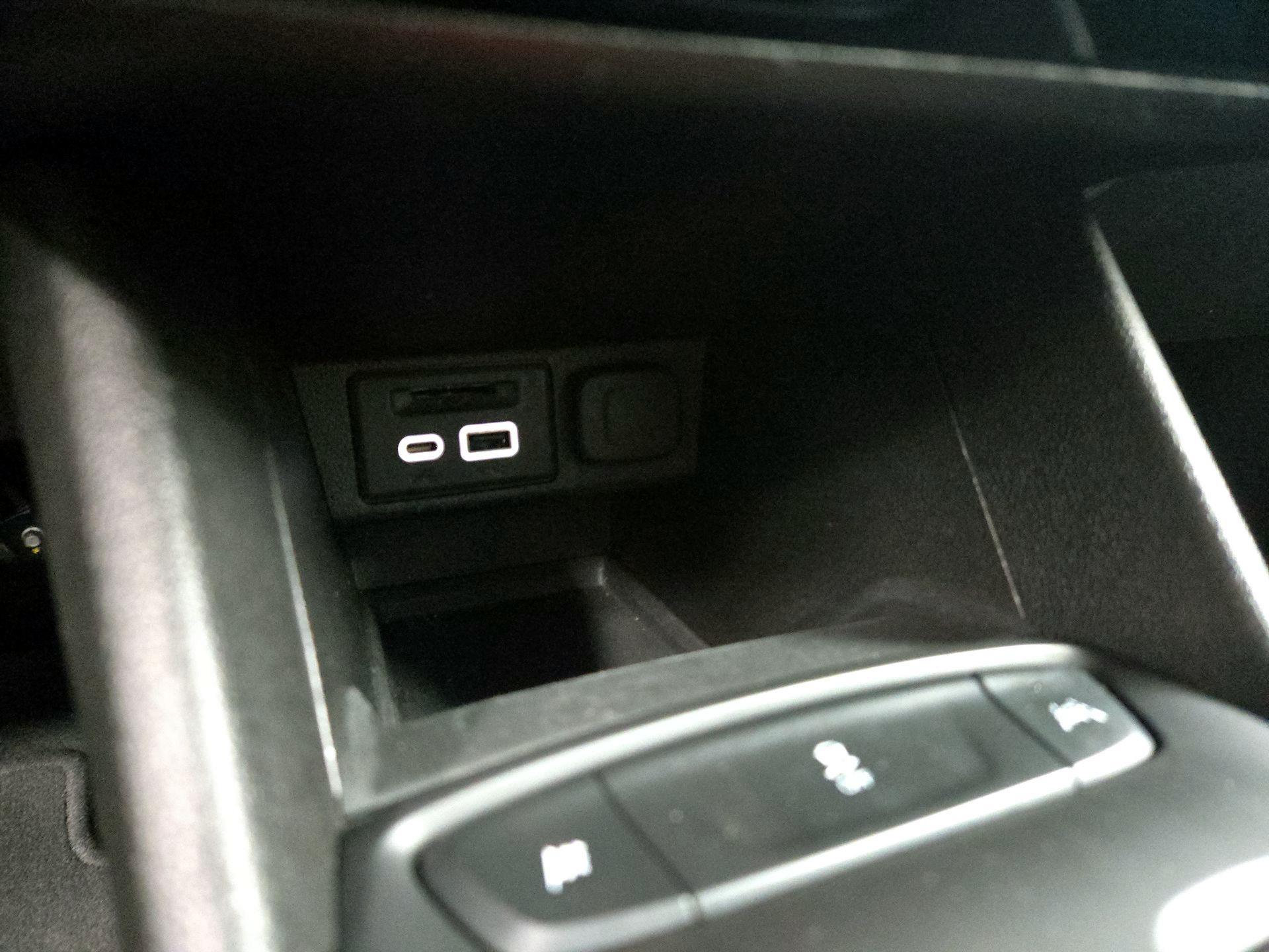Thumbnail: 2023 Chevrolet Bolt EV - 18
