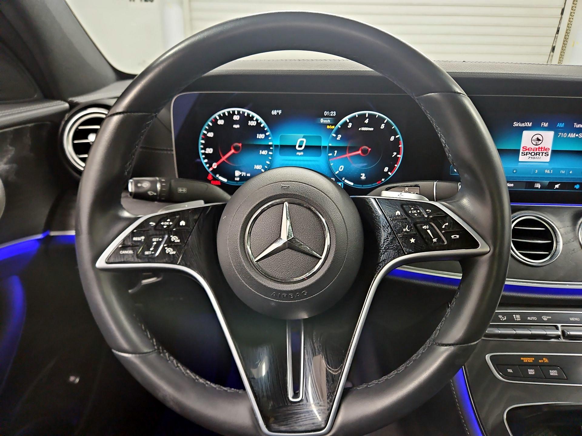 Thumbnail: 2023 Mercedes-Benz E-Class - 10