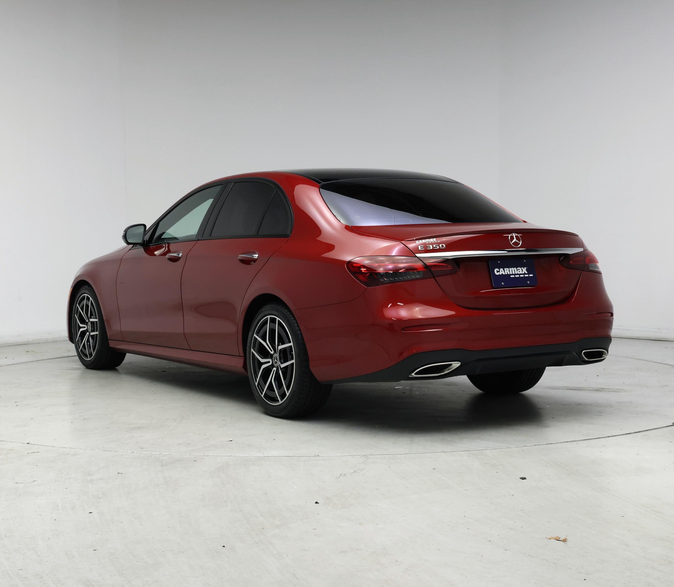 Thumbnail: 2023 Mercedes-Benz E-Class - 2
