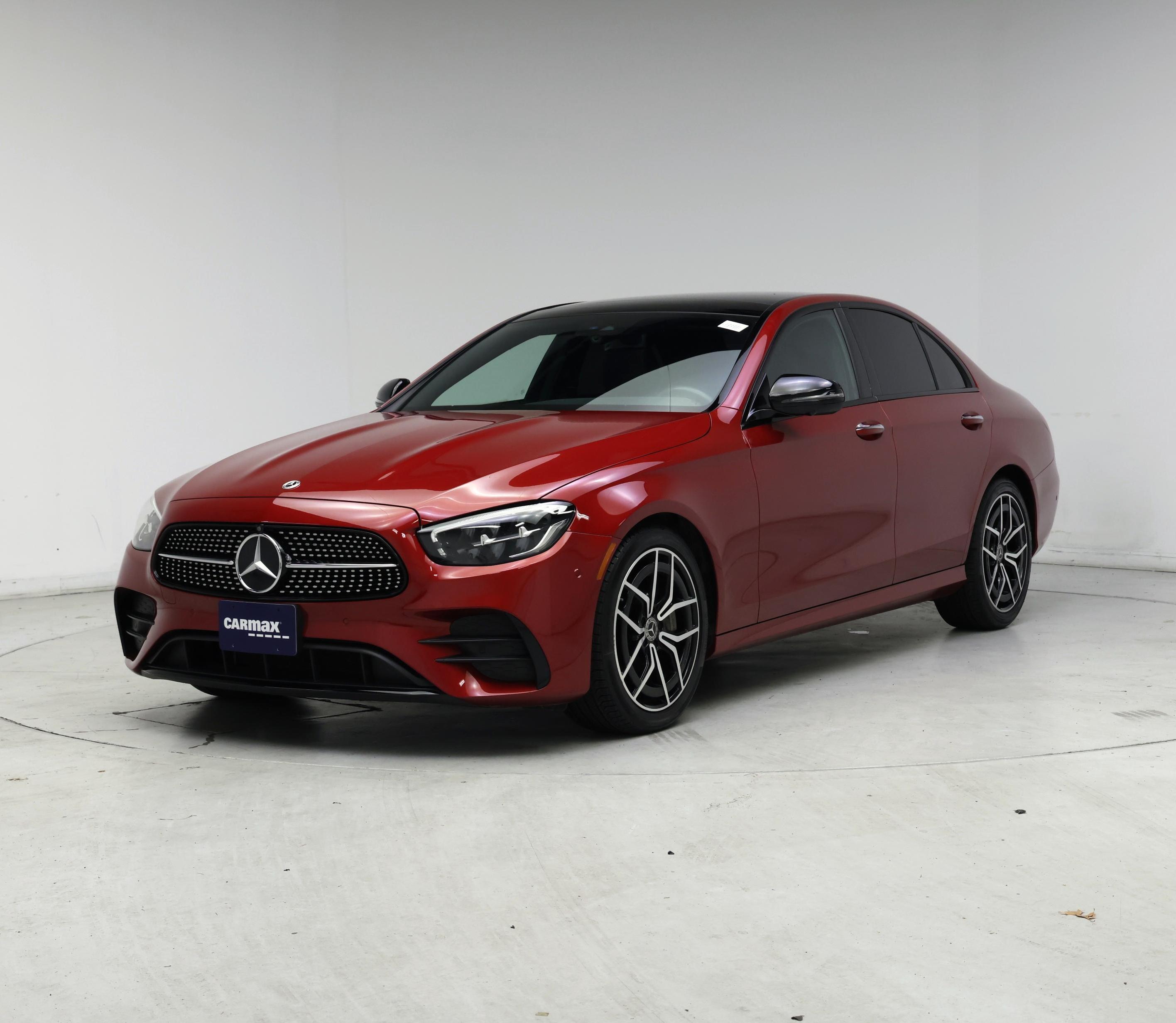 Thumbnail: 2023 Mercedes-Benz E-Class - 4