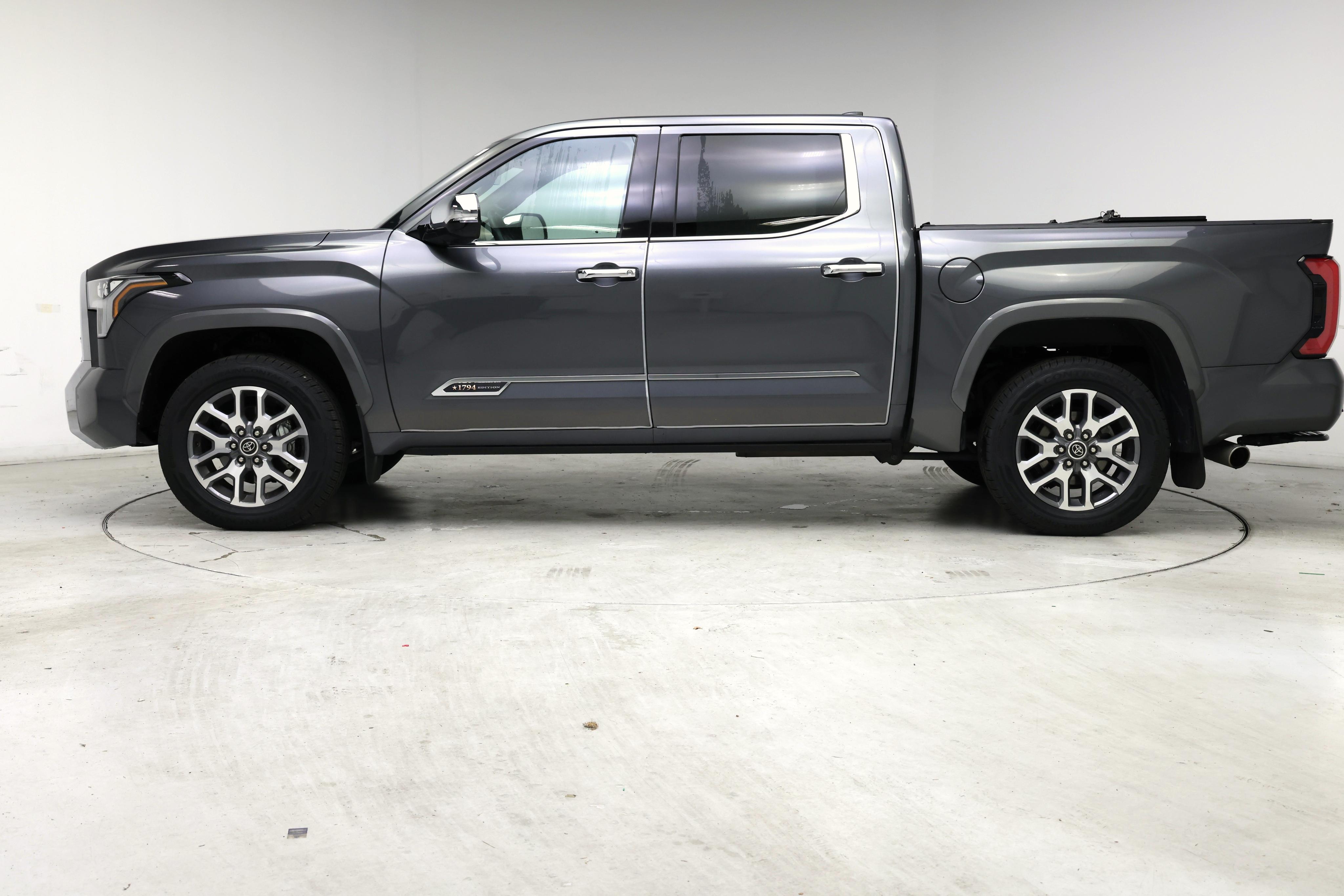 Thumbnail: 2023 Toyota Tundra - 3