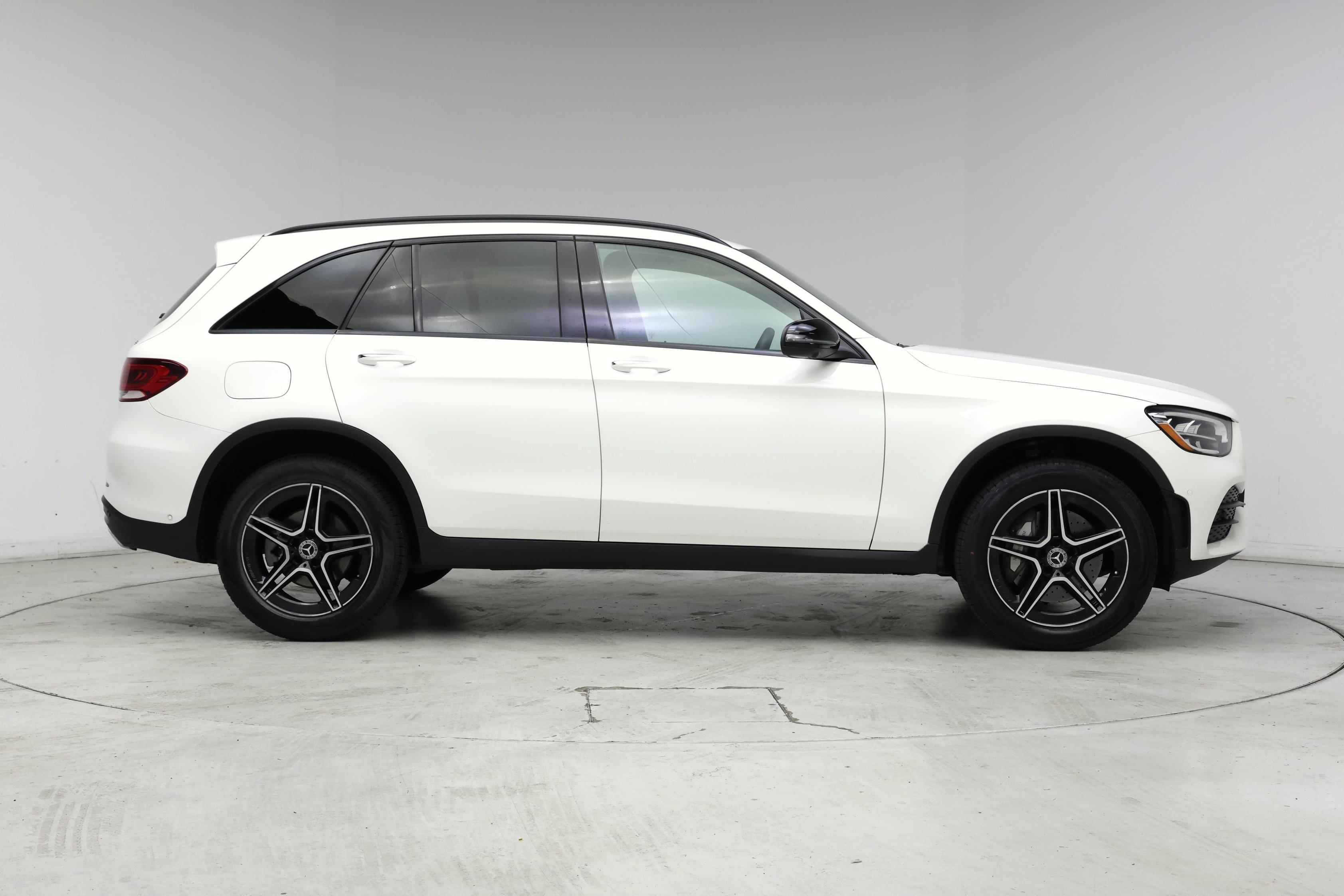 Thumbnail: 2022 Mercedes-Benz GLC - 7