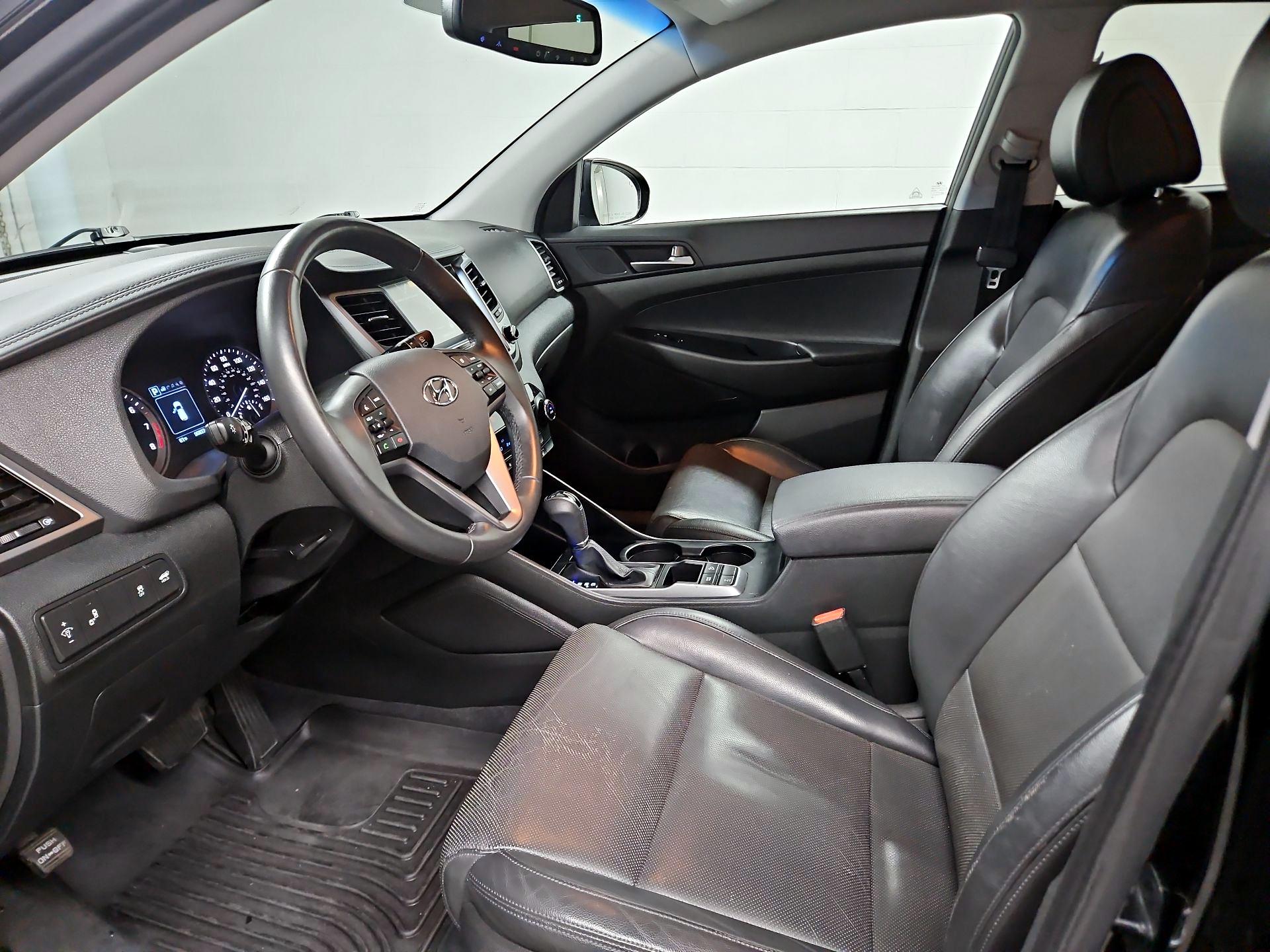 Thumbnail: 2016 Hyundai Tucson - 11