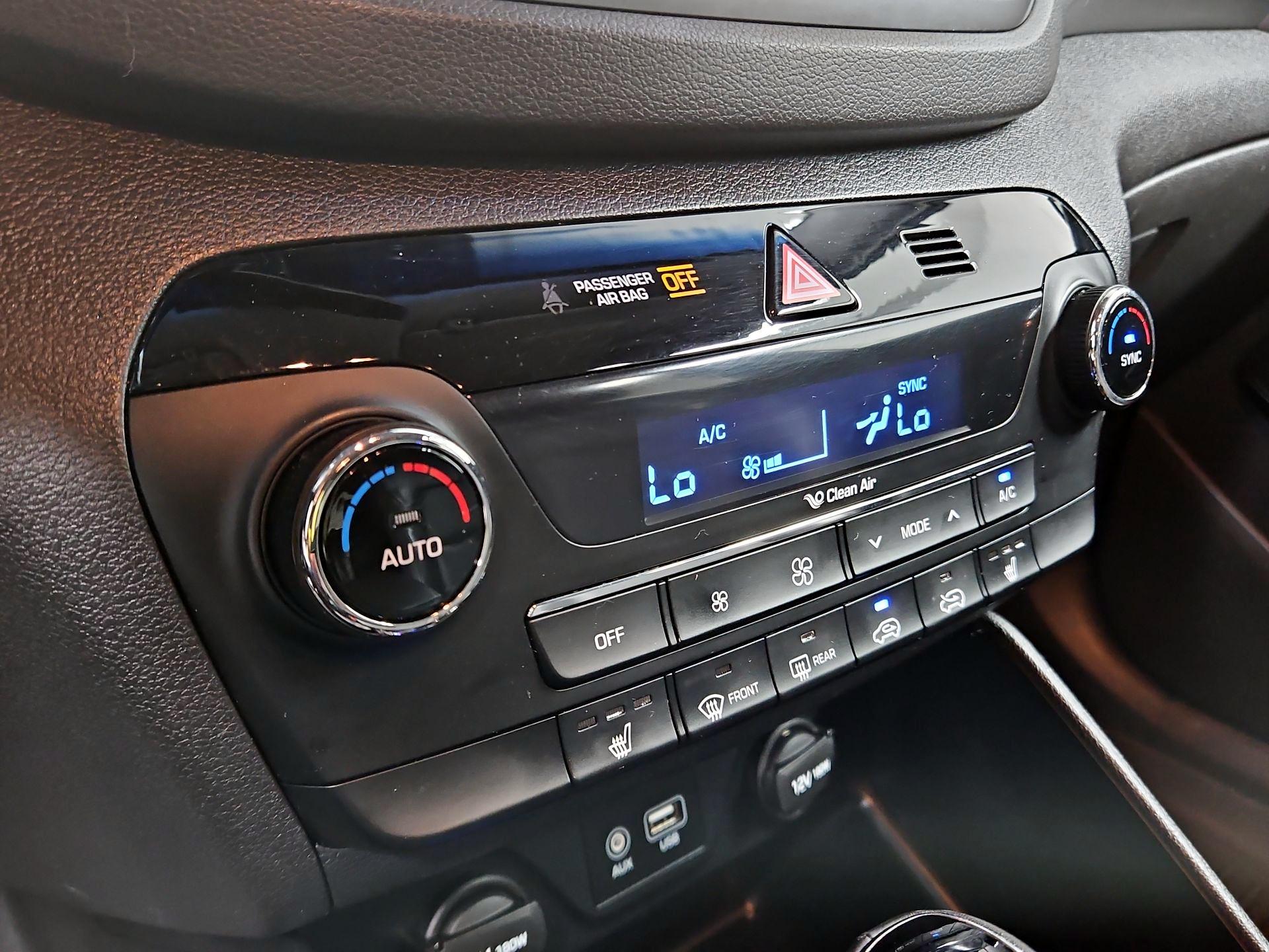 Thumbnail: 2016 Hyundai Tucson - 17