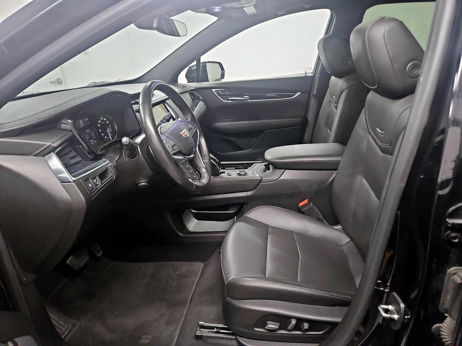 Thumbnail: 2020 Cadillac XT5 - 11