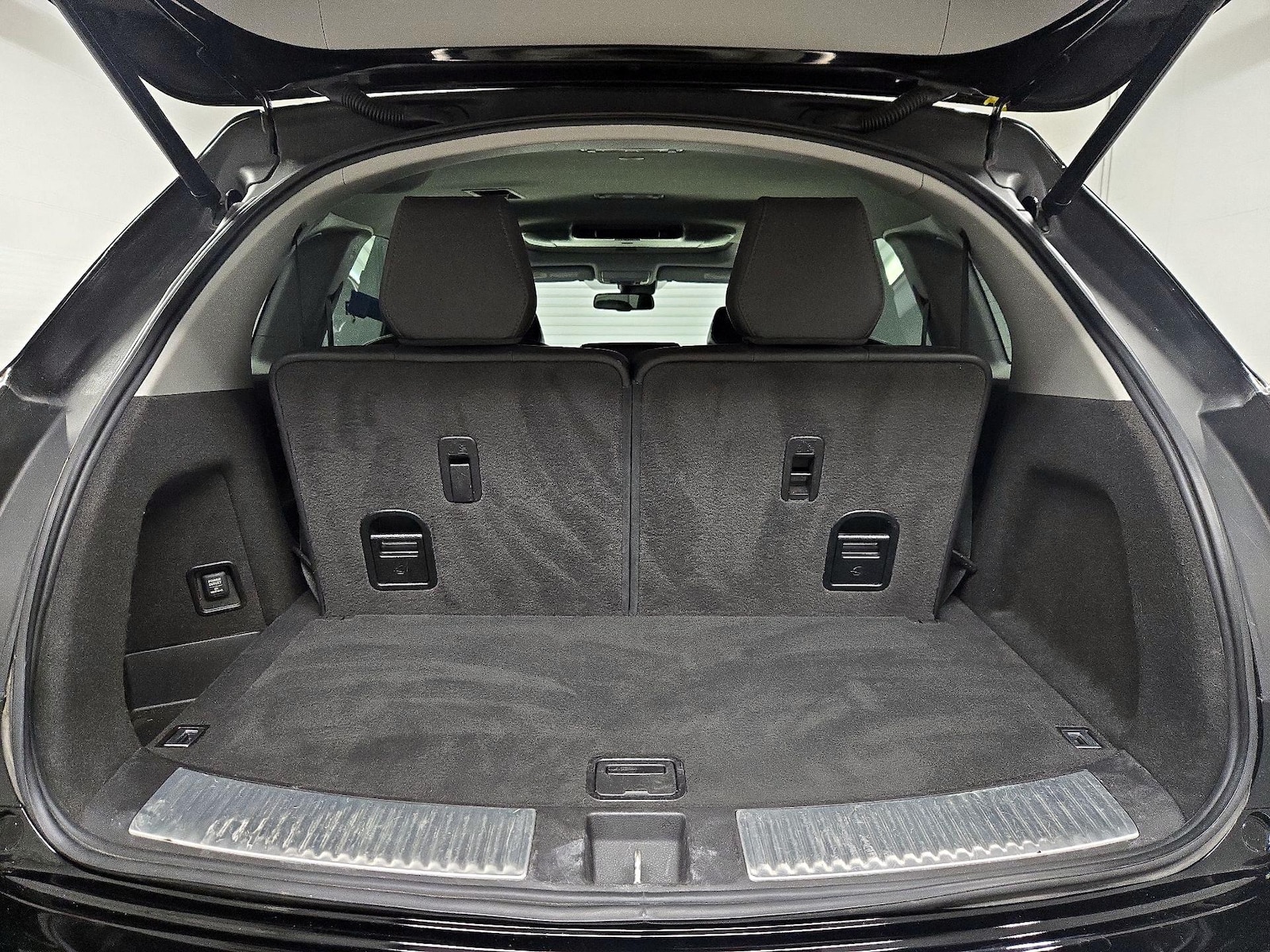 2014 Acura MDX Advance and Entertainment Package - Photo 24
