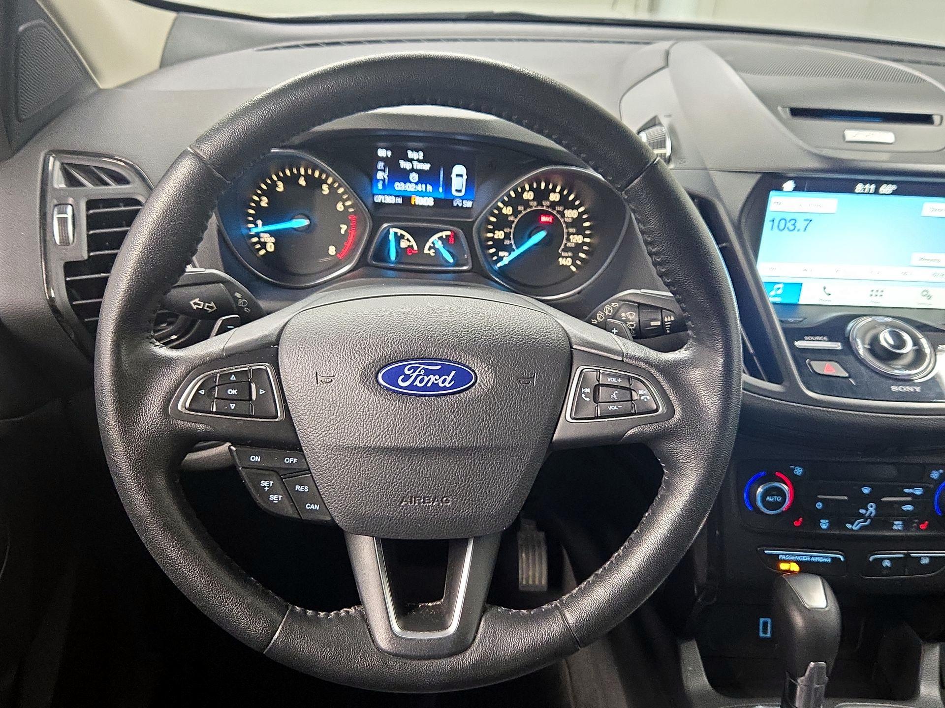 Thumbnail: 2017 Ford Escape - 10