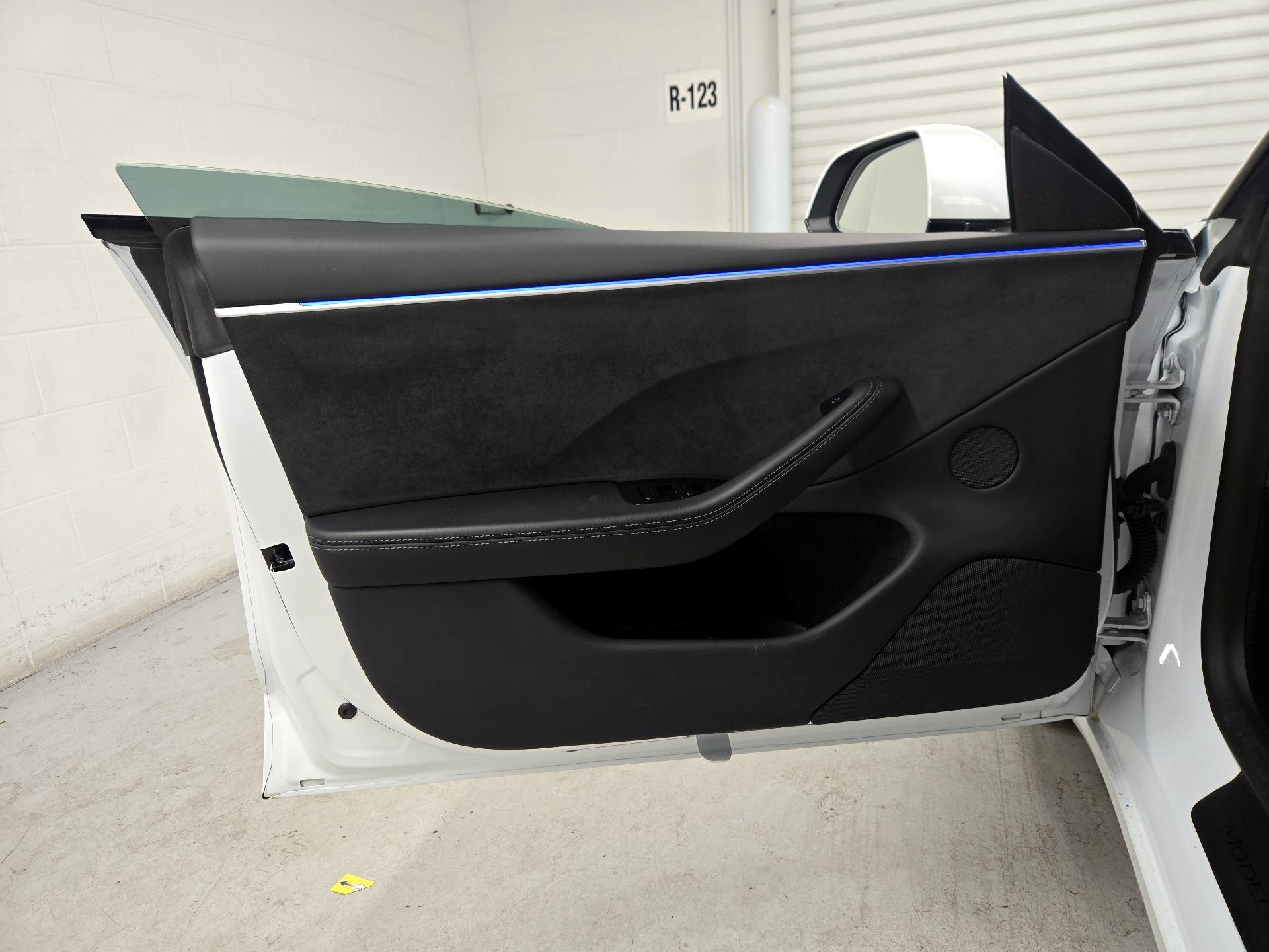 Thumbnail: 2025 Tesla Model 3 - 12
