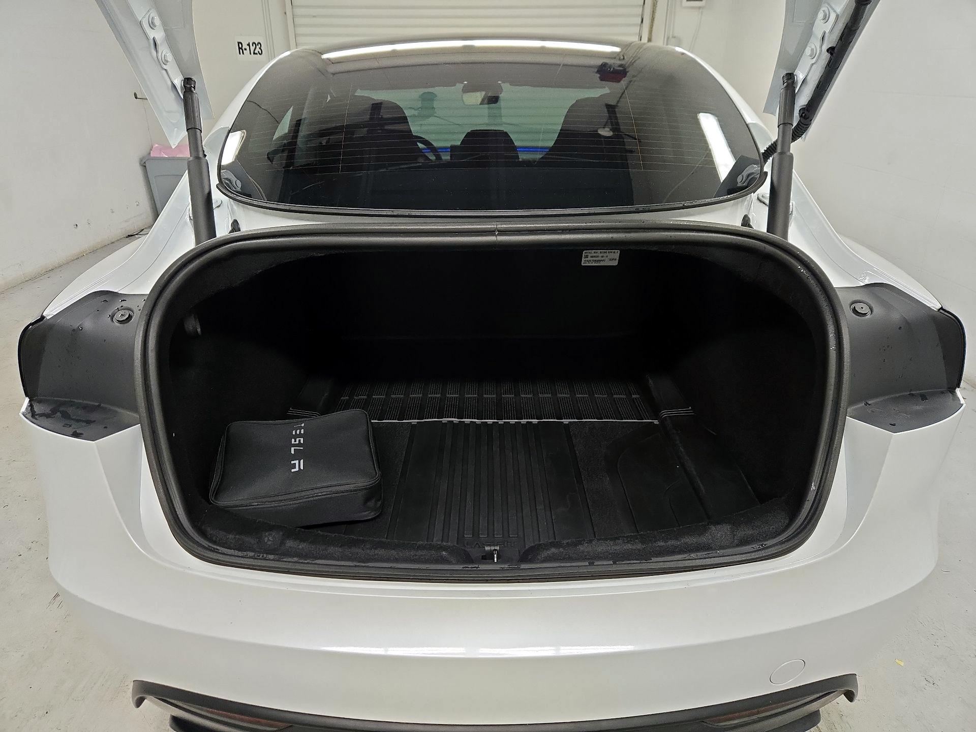 Thumbnail: 2025 Tesla Model 3 - 20