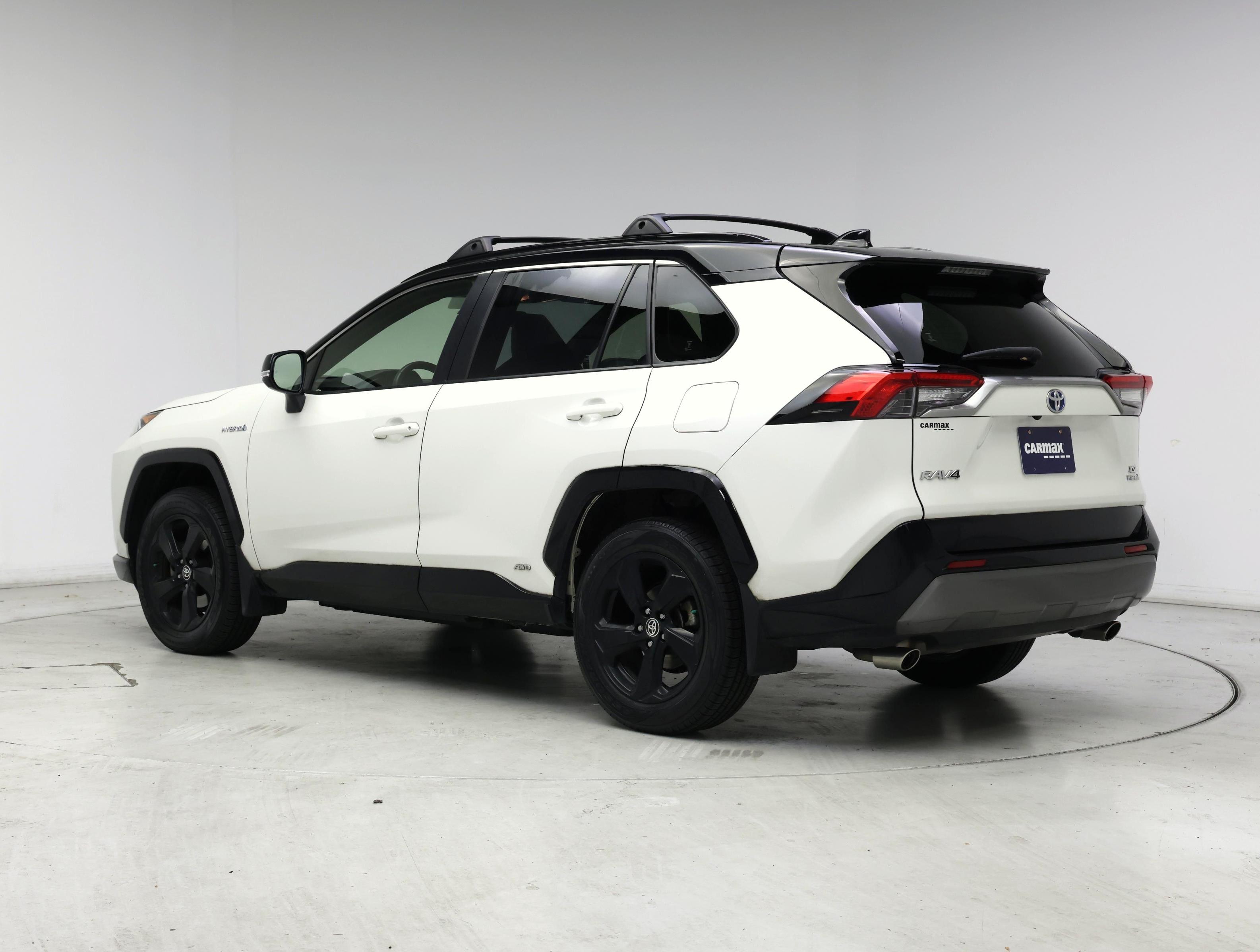 Thumbnail: 2020 Toyota RAV4 - 2