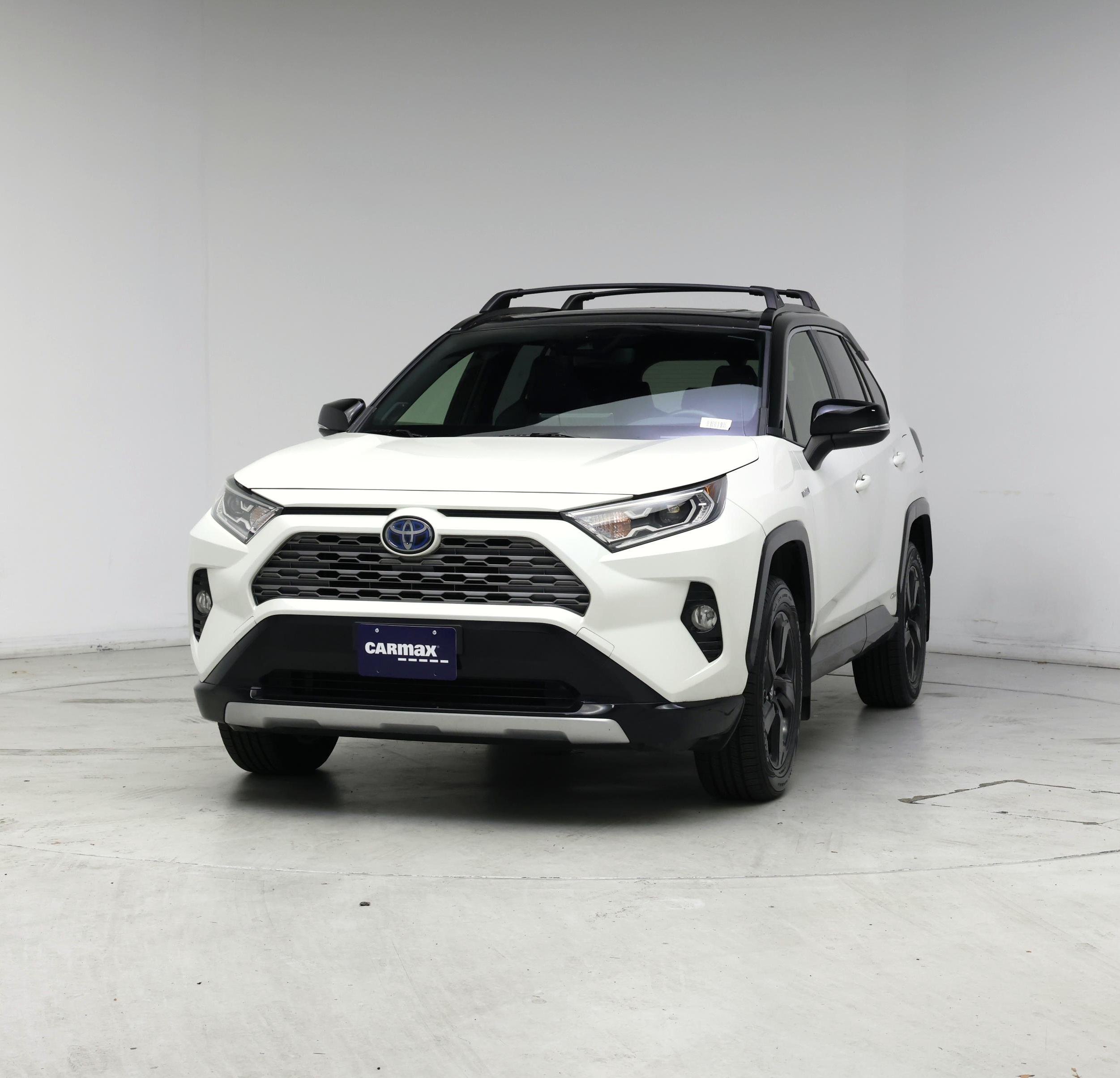 Thumbnail: 2020 Toyota RAV4 - 4