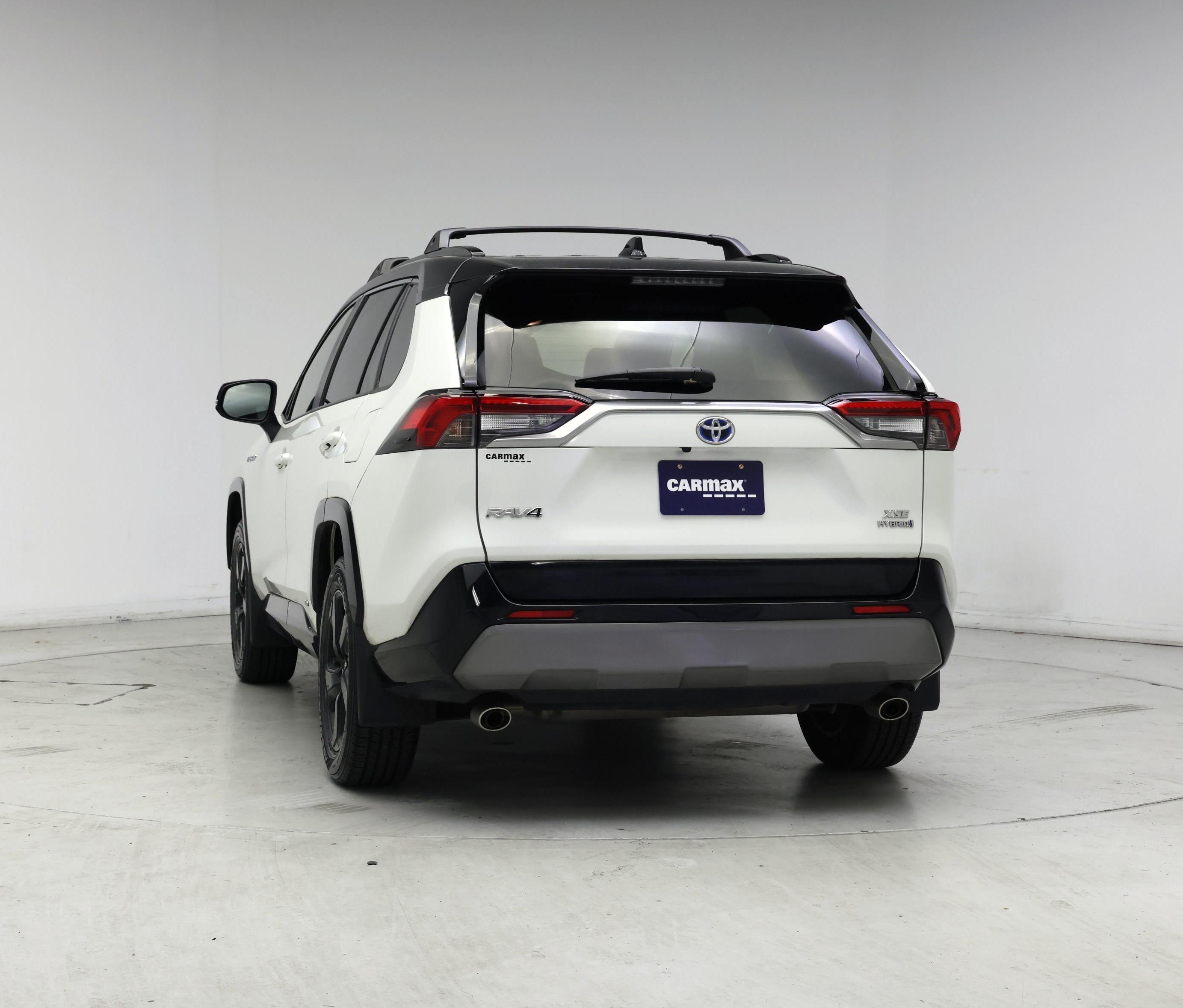 Thumbnail: 2020 Toyota RAV4 - 6