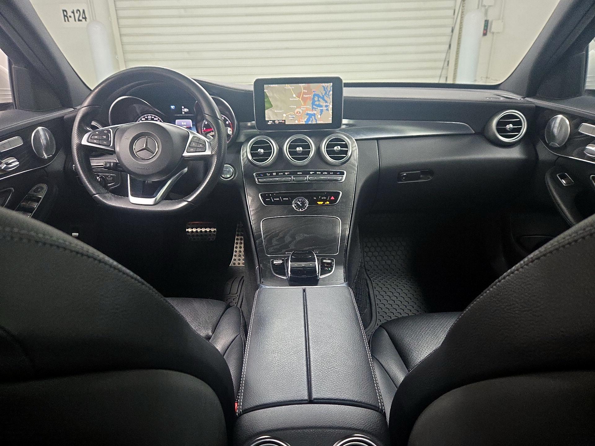Thumbnail: 2015 Mercedes-Benz C-Class - 9