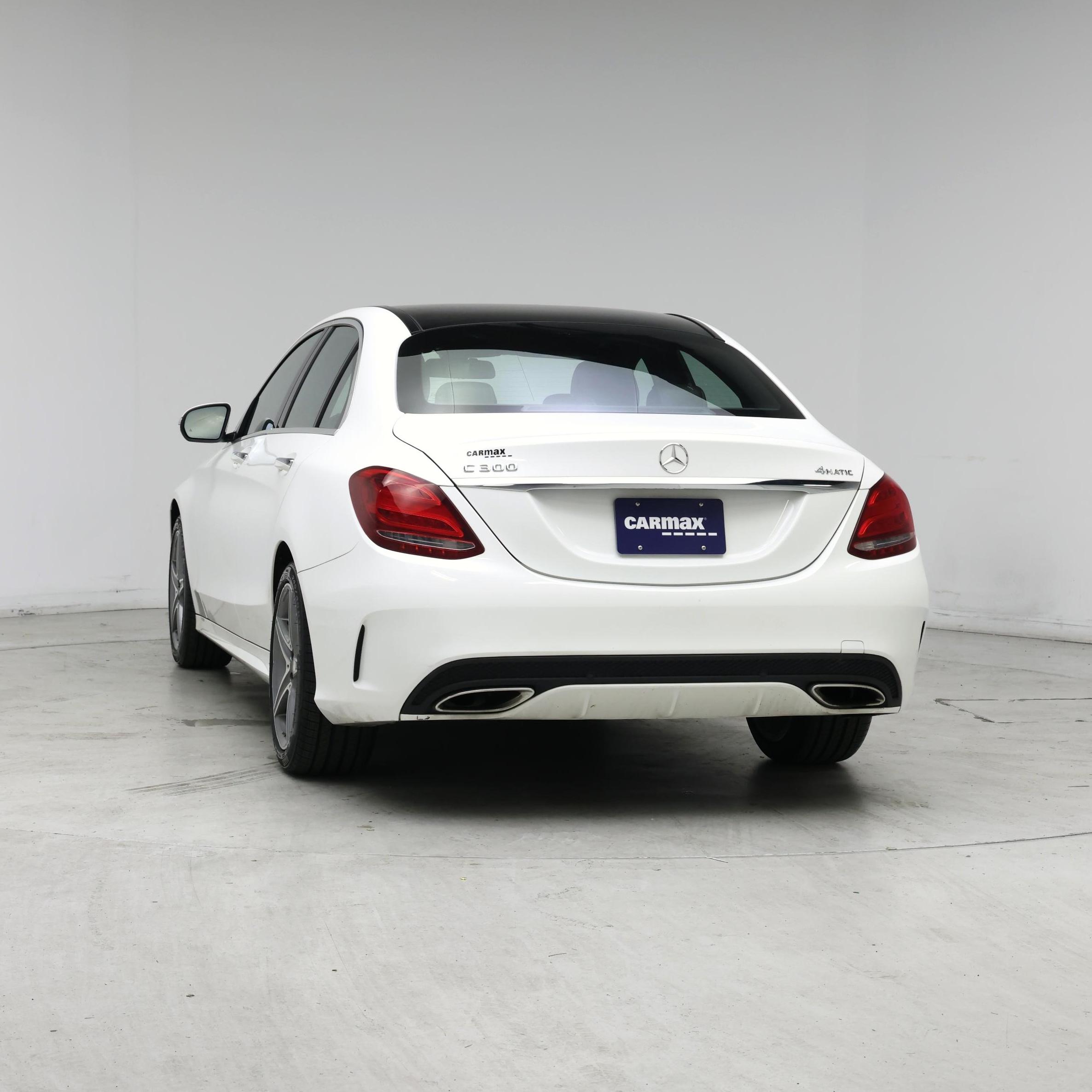 Thumbnail: 2015 Mercedes-Benz C-Class - 6