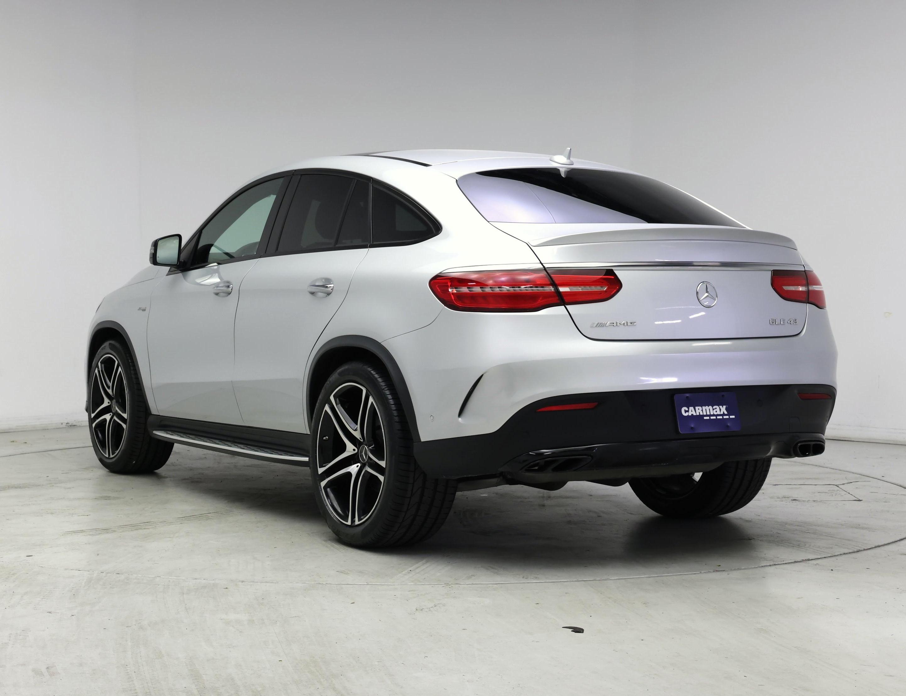 Thumbnail: 2019 Mercedes-Benz GLE - 2