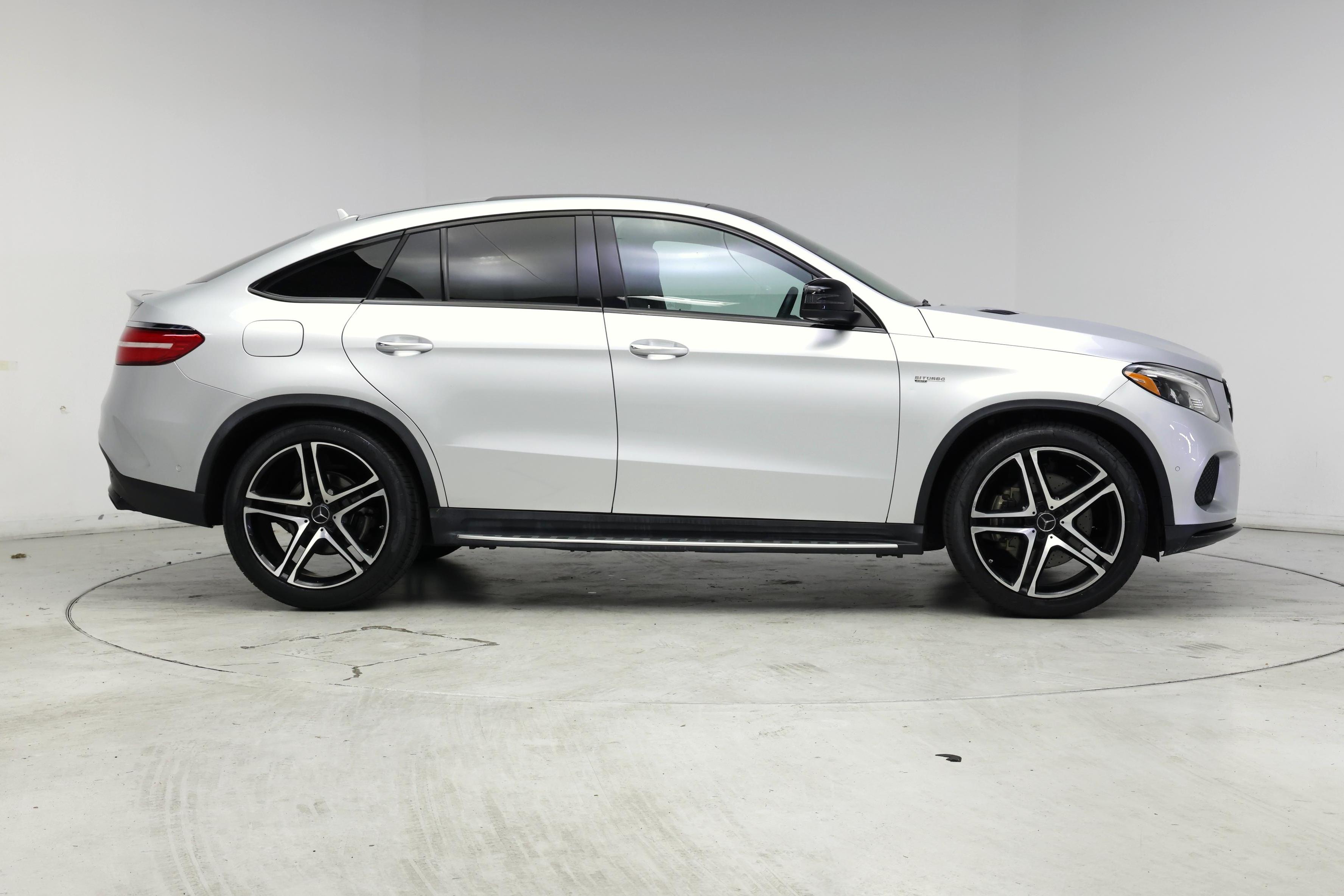 Thumbnail: 2019 Mercedes-Benz GLE - 7