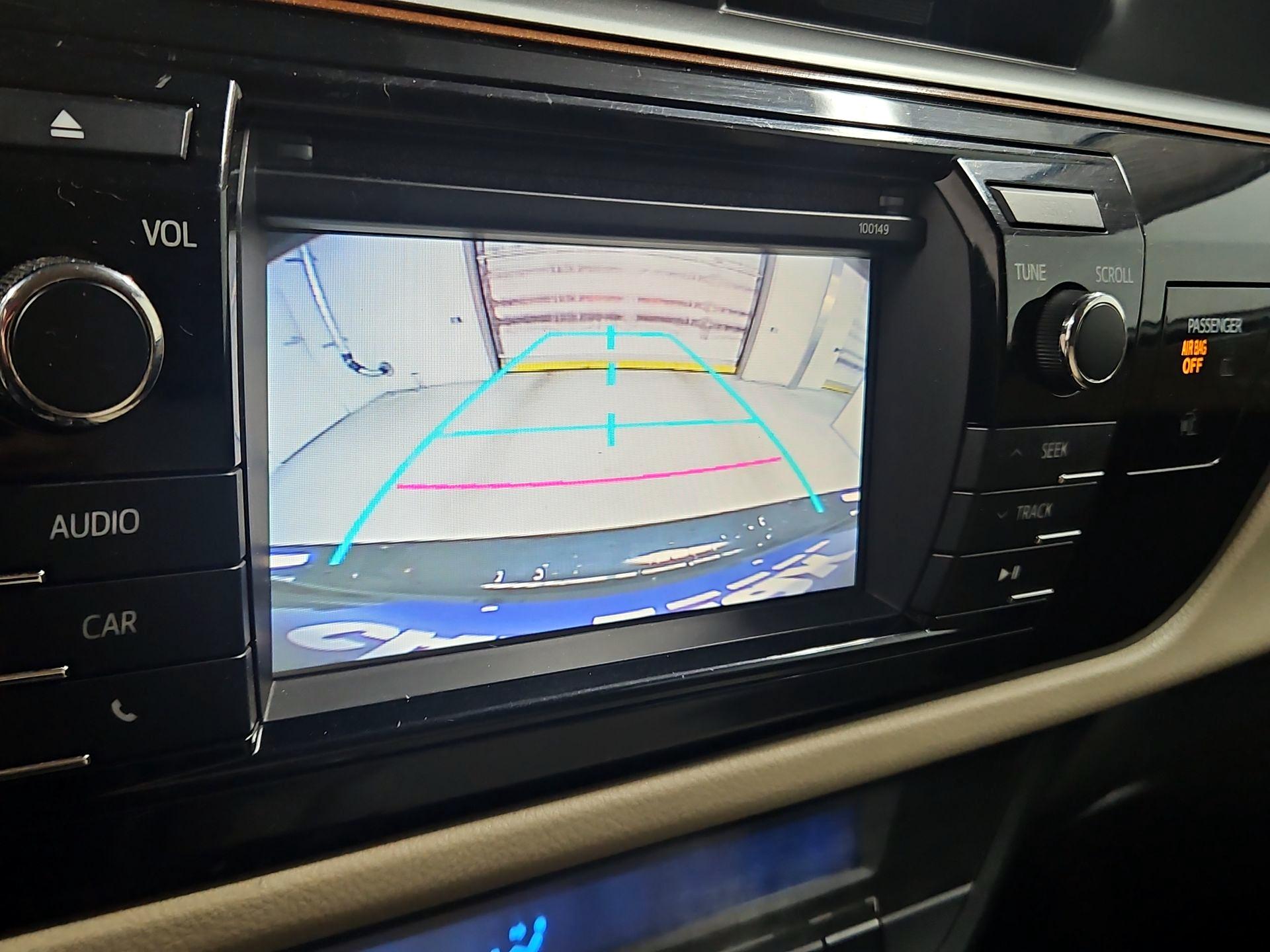 Thumbnail: 2014 Toyota Corolla - 14
