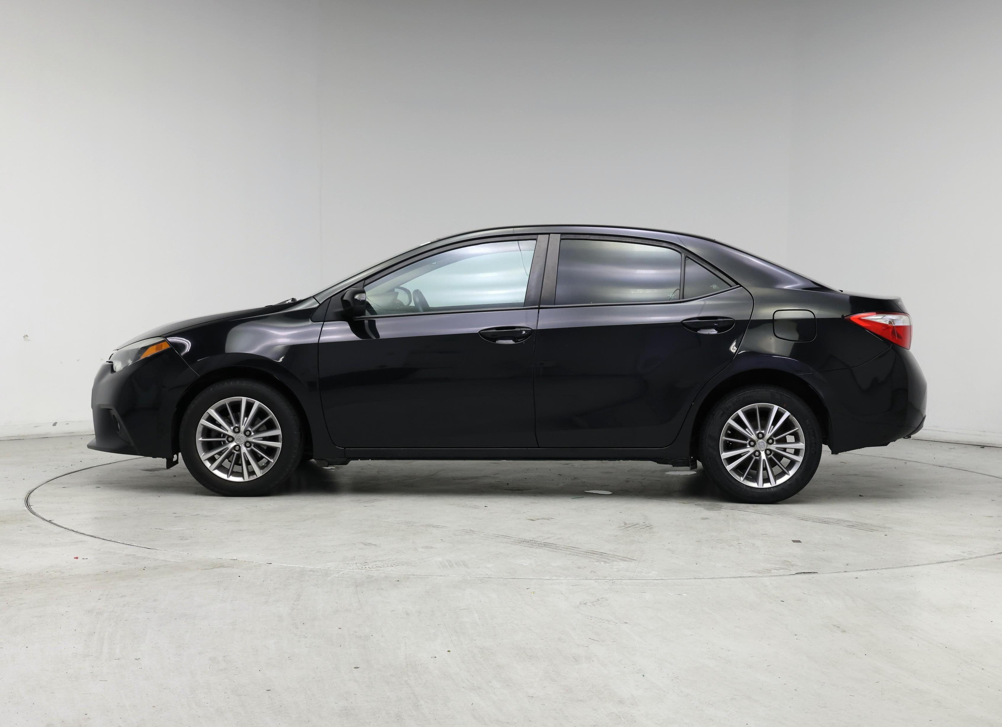 Thumbnail: 2014 Toyota Corolla - 3