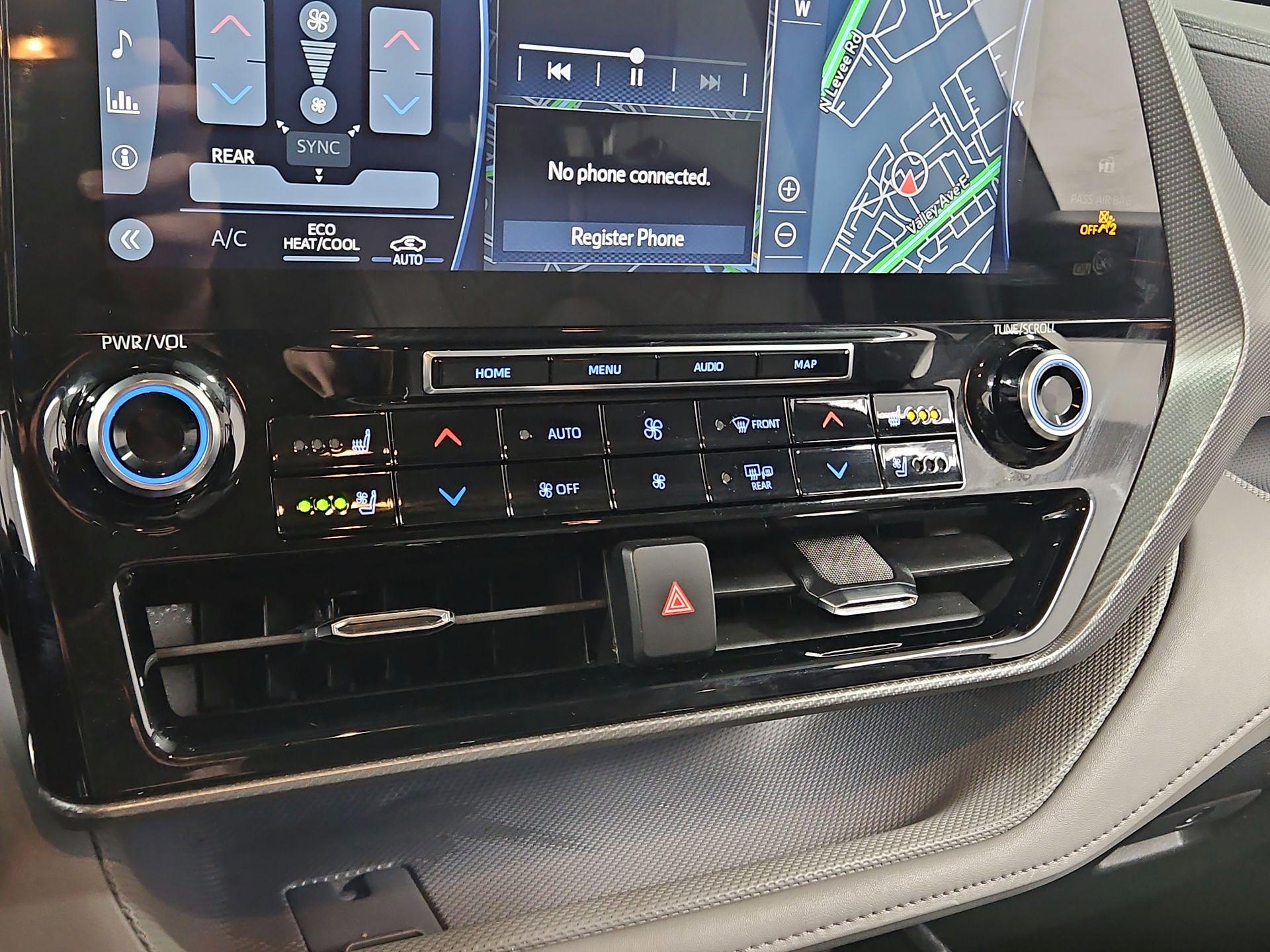 Thumbnail: 2021 Toyota Highlander - 17