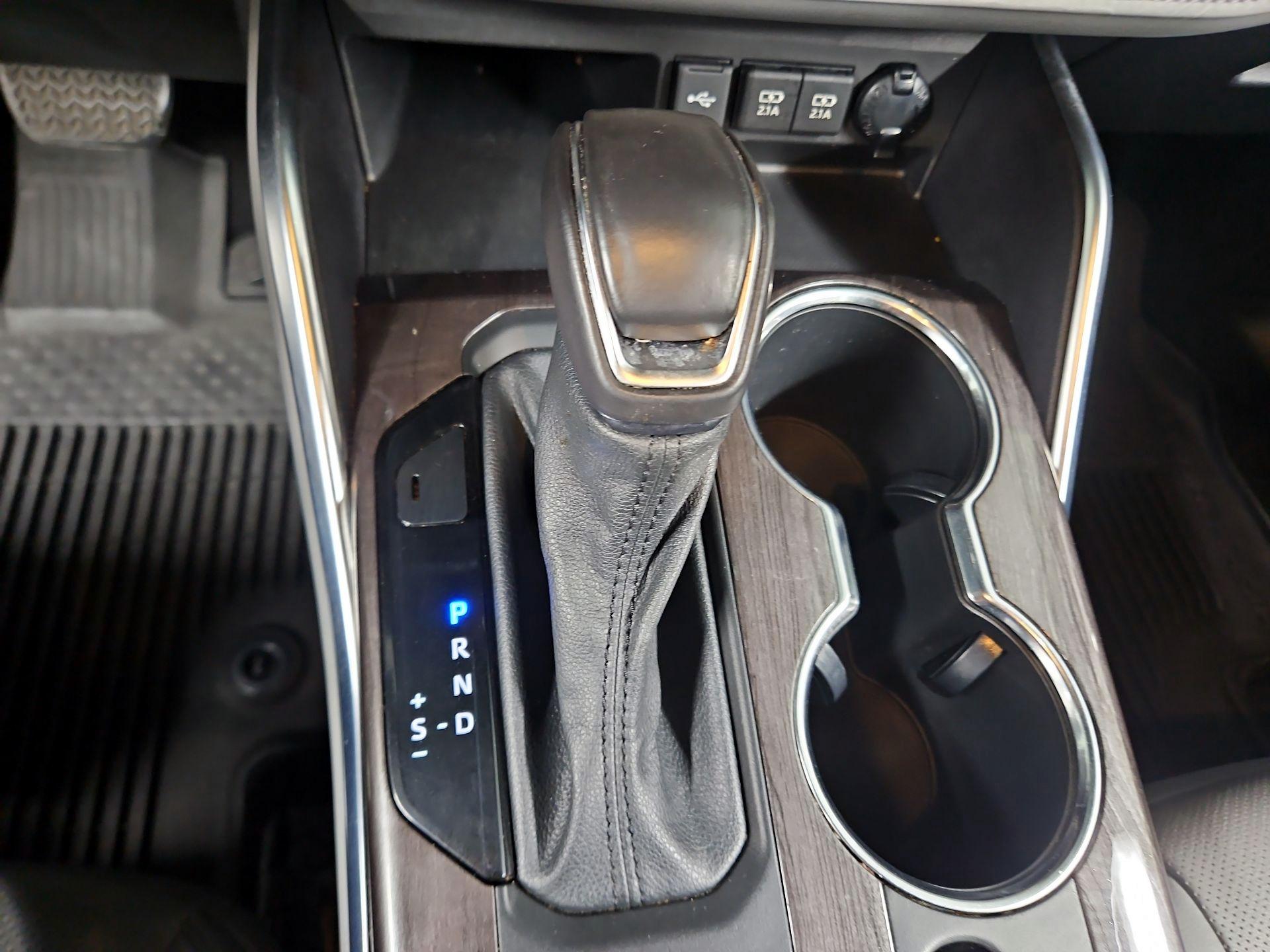 Thumbnail: 2021 Toyota Highlander - 18