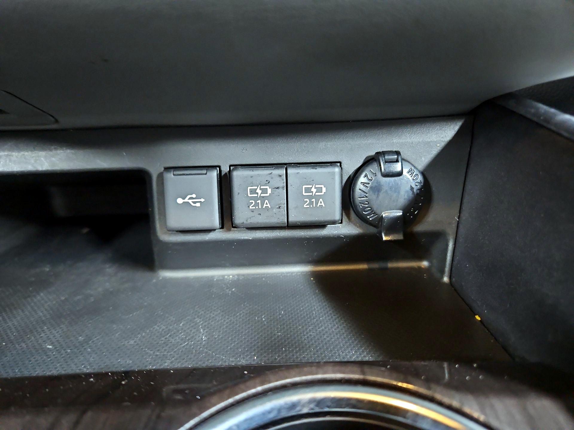 Thumbnail: 2021 Toyota Highlander - 19