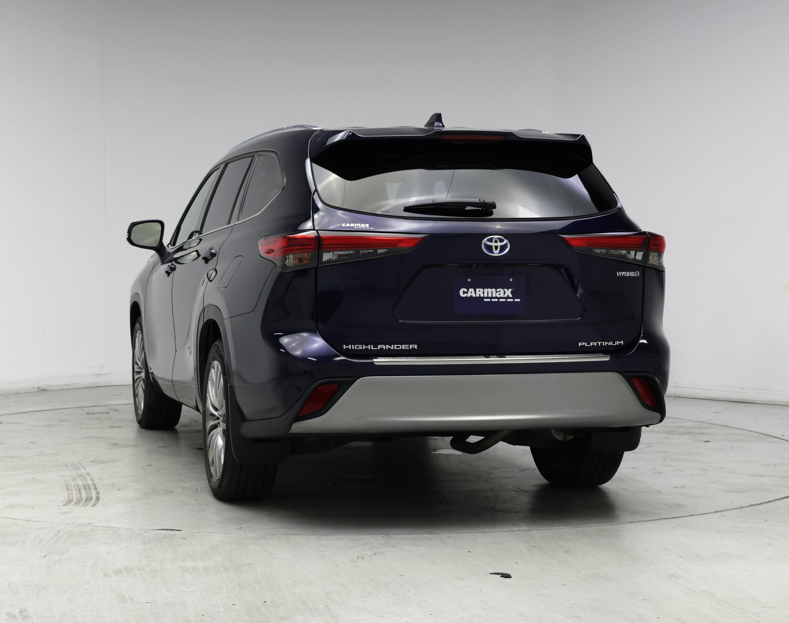 Thumbnail: 2021 Toyota Highlander - 6